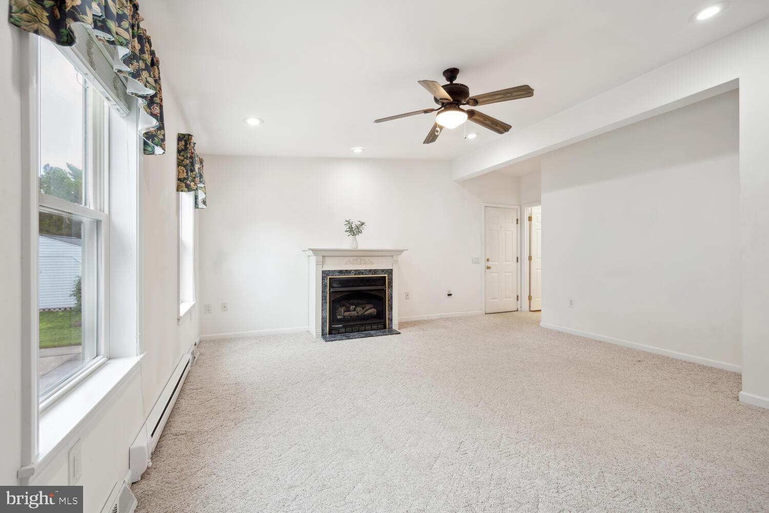 HYDE PARK - Residential