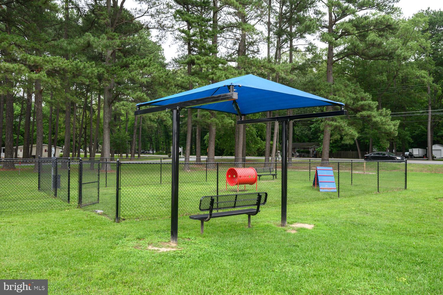 HYDE PARK - Residential