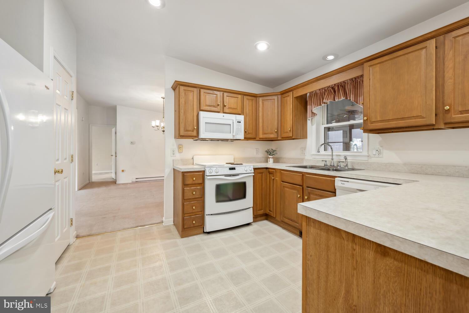 HYDE PARK - Residential