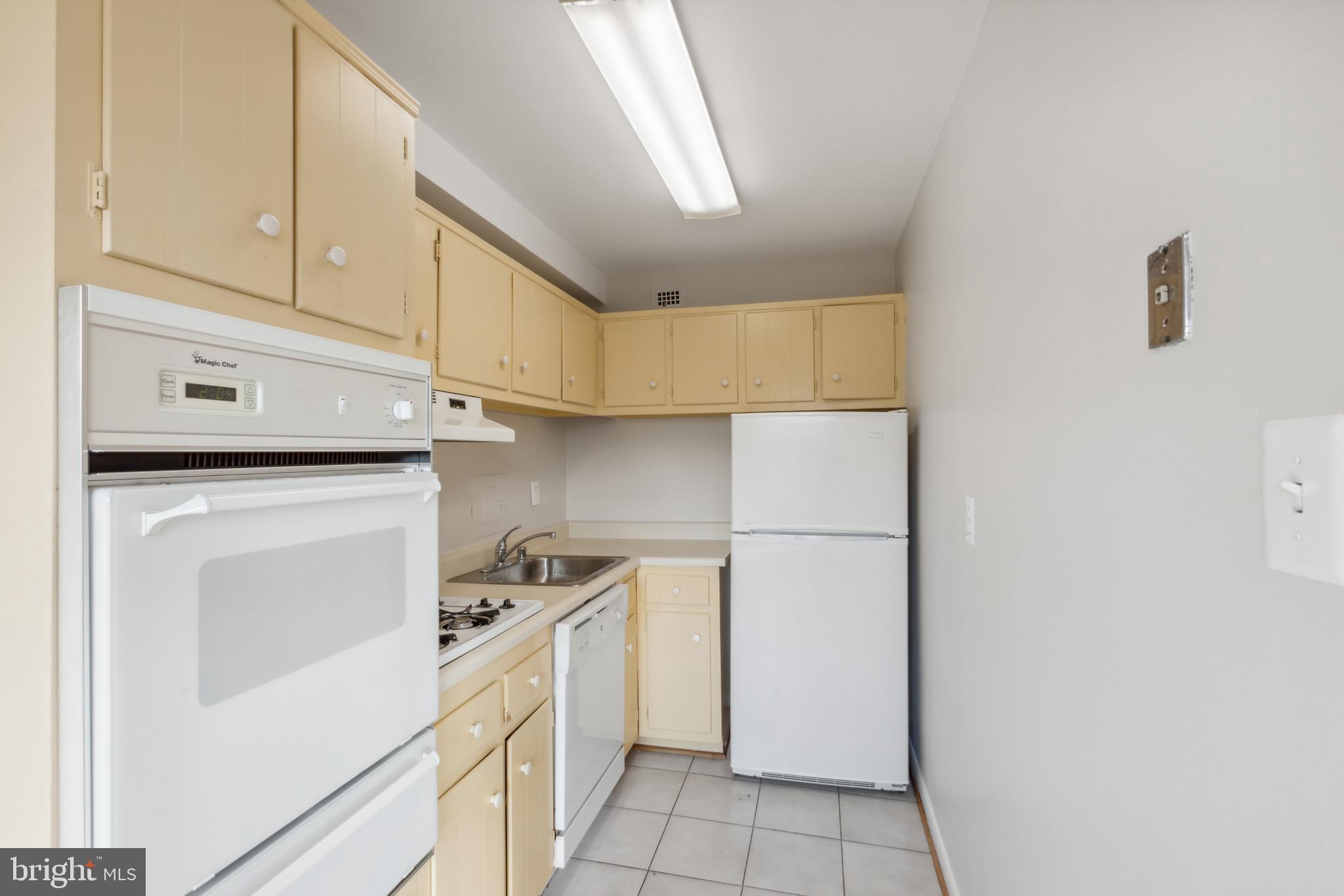 GROSVENOR PARK - Residential Lease