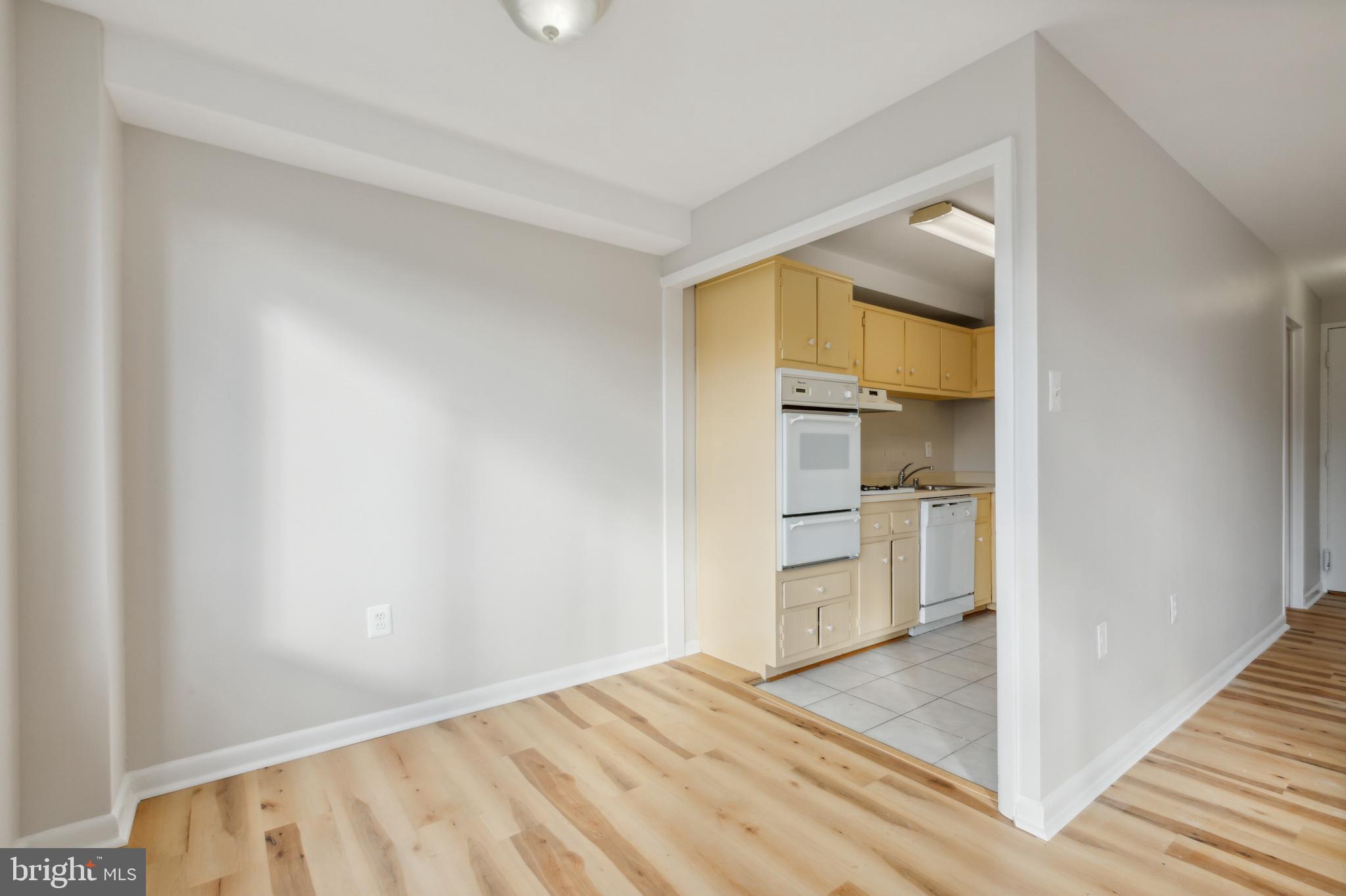 GROSVENOR PARK - Residential Lease