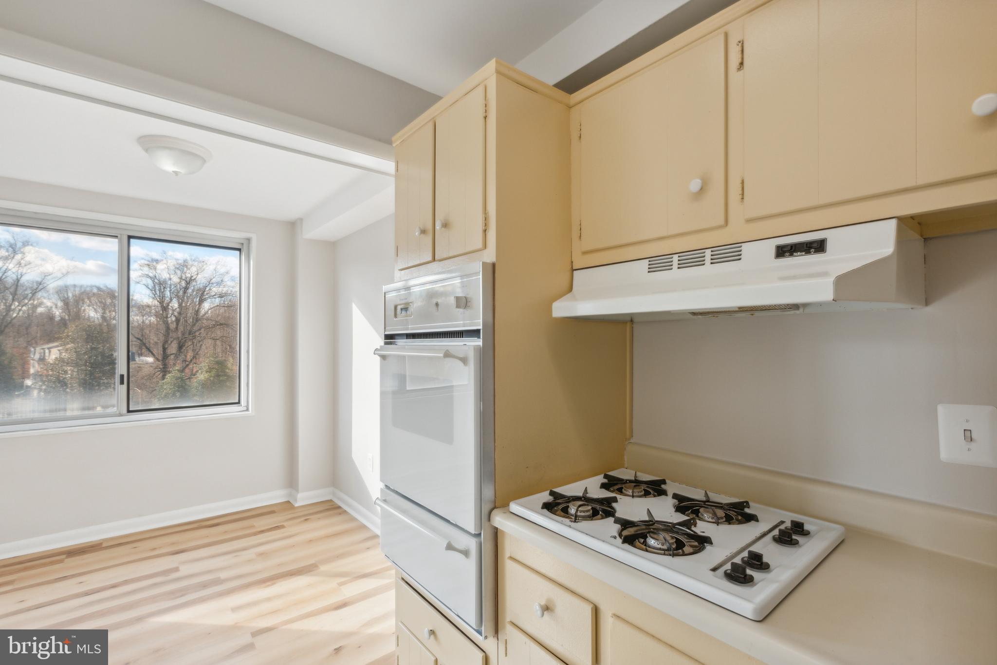 GROSVENOR PARK - Residential Lease