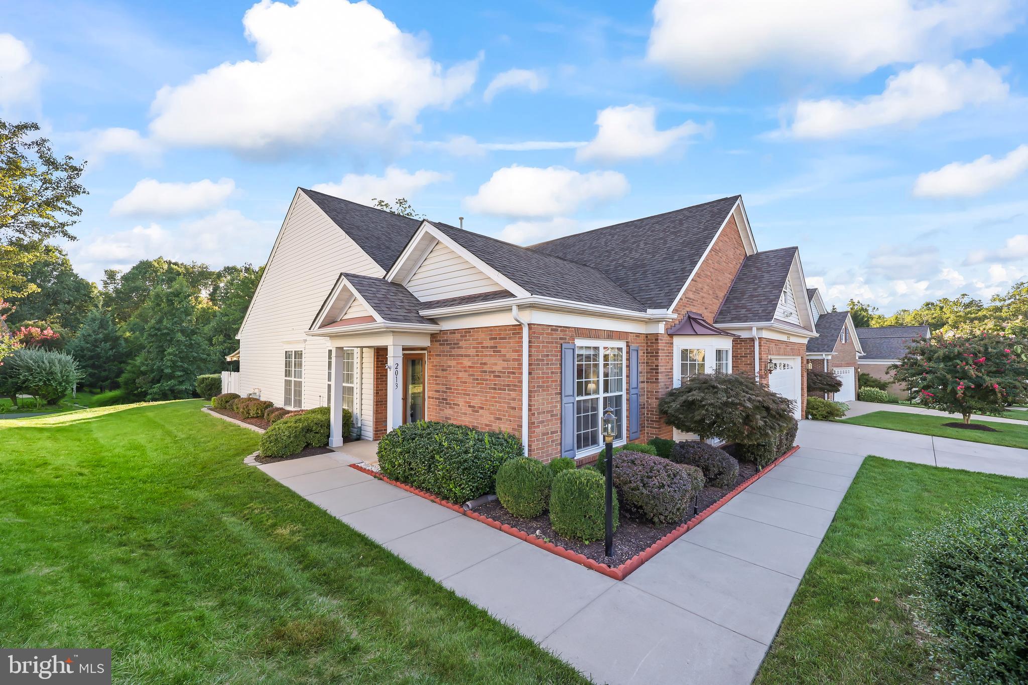 RIVER RIDGE - Residential