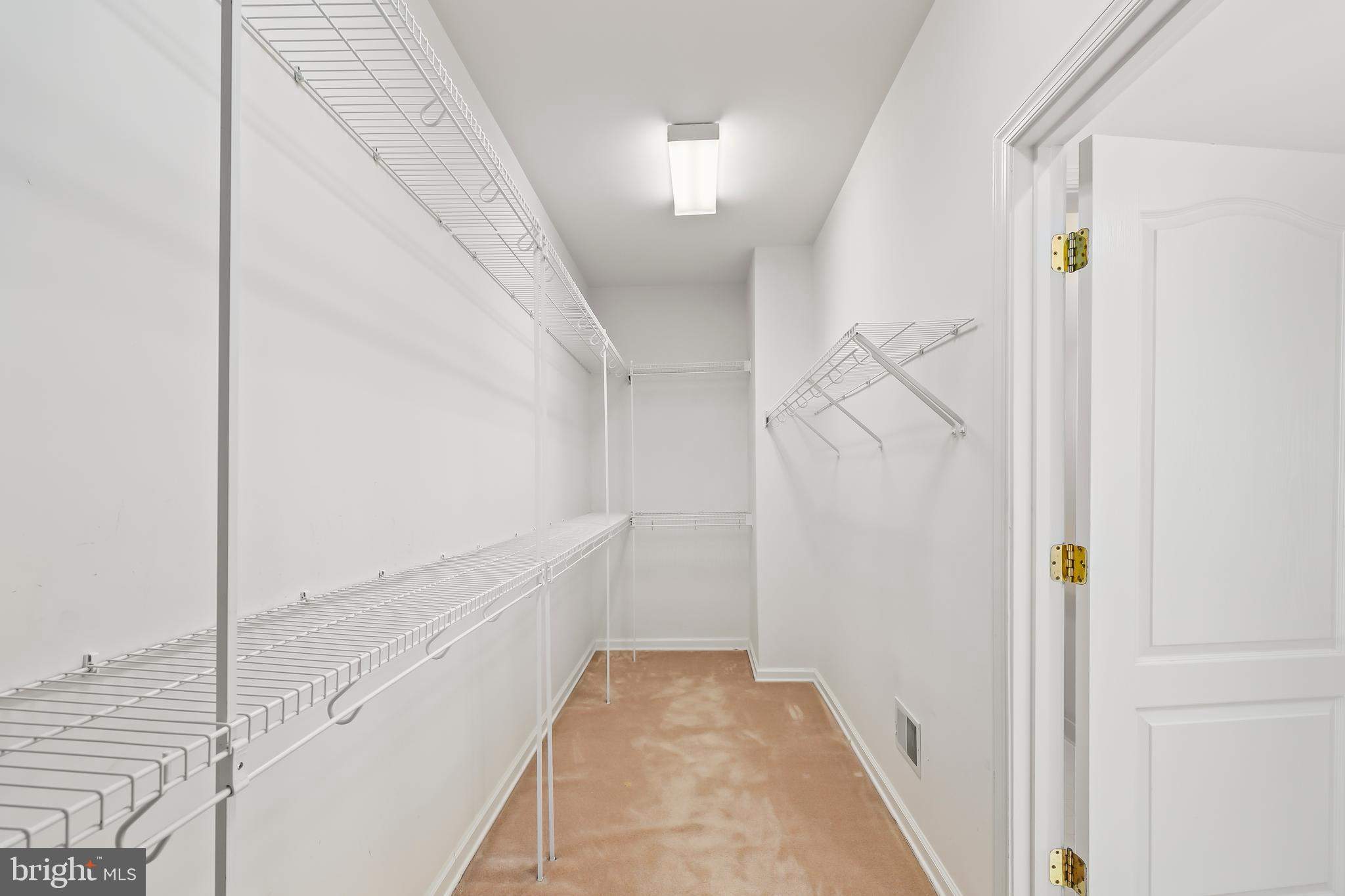 RIVER RIDGE - Residential