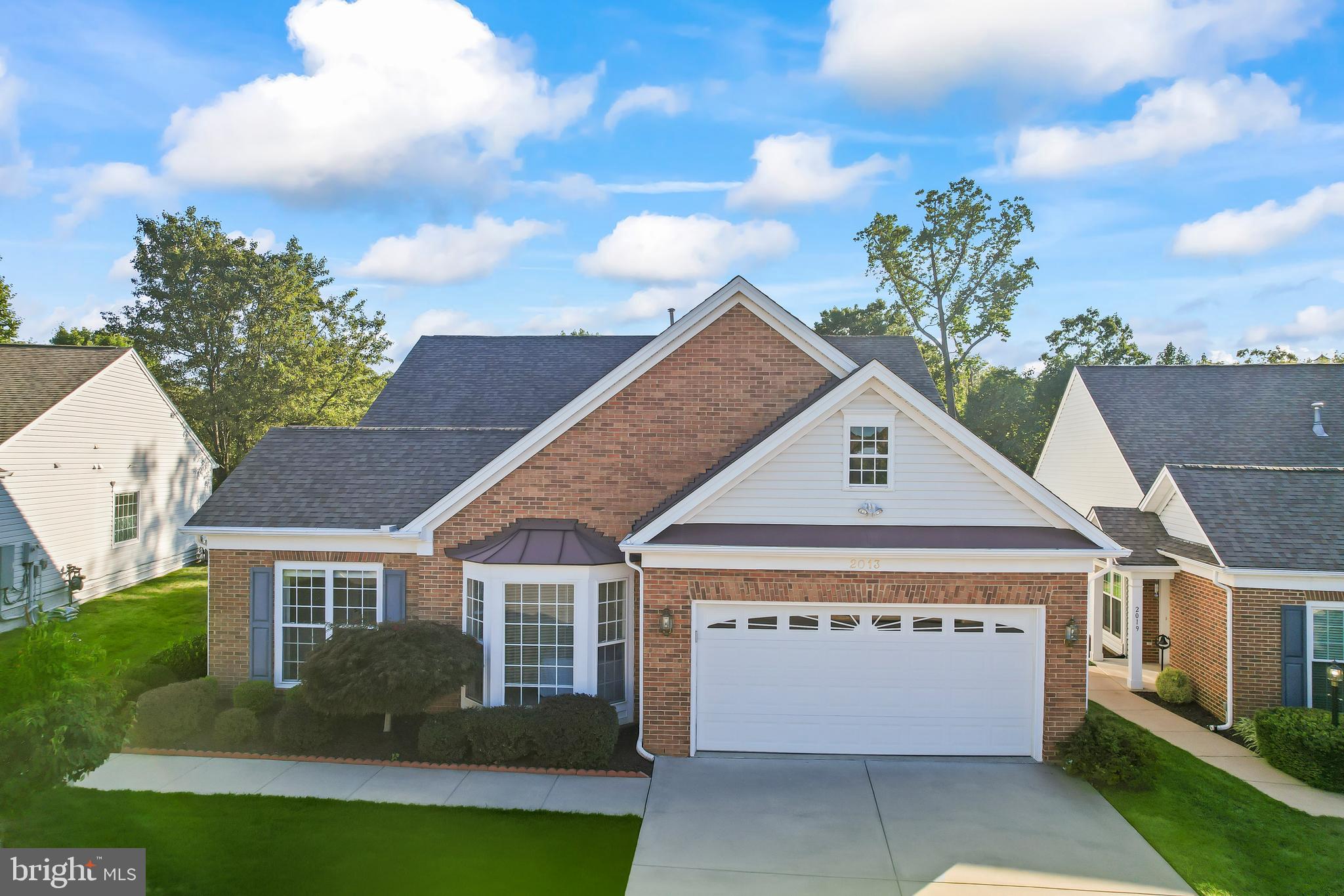 RIVER RIDGE - Residential