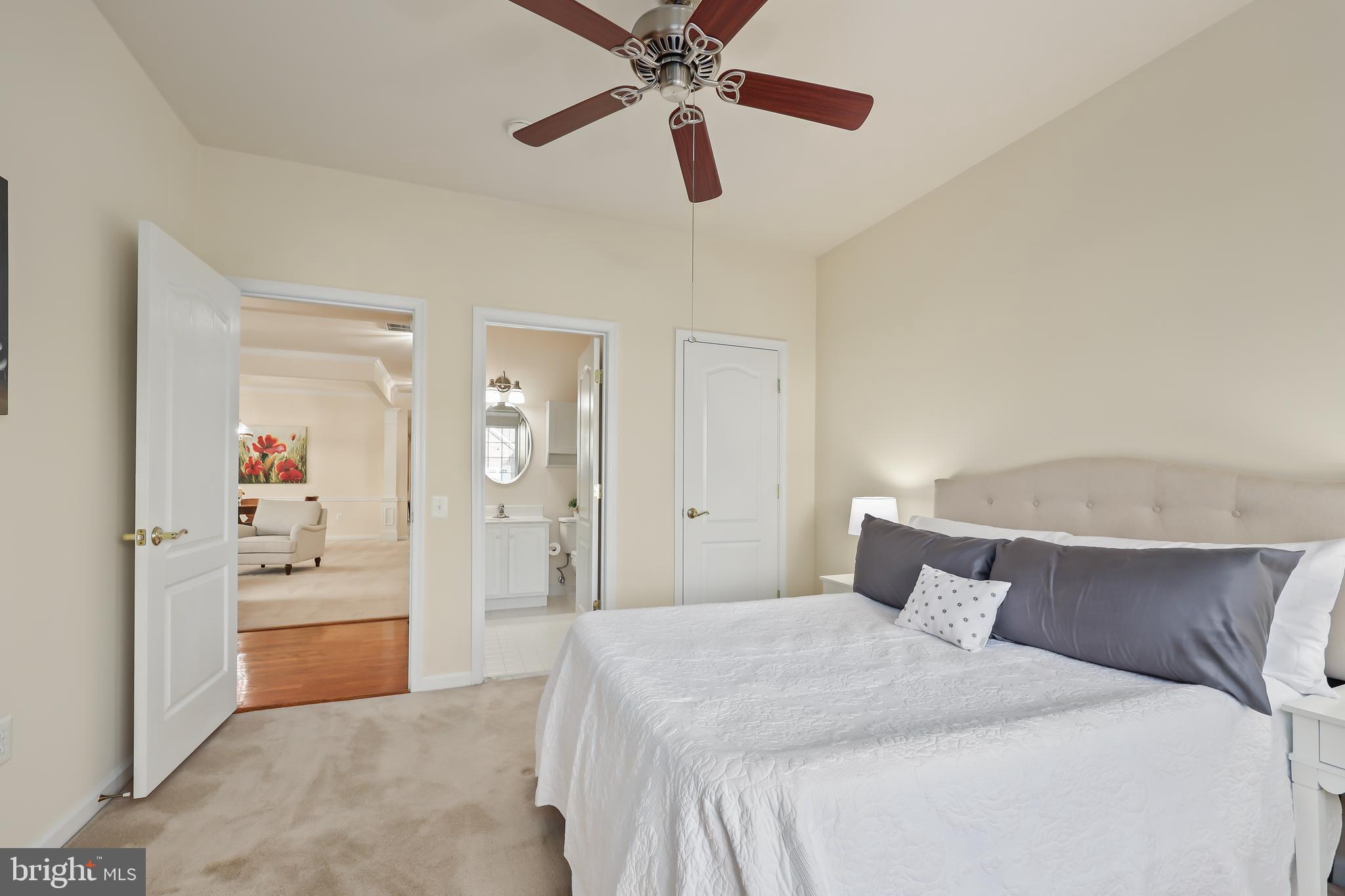 RIVER RIDGE - Residential