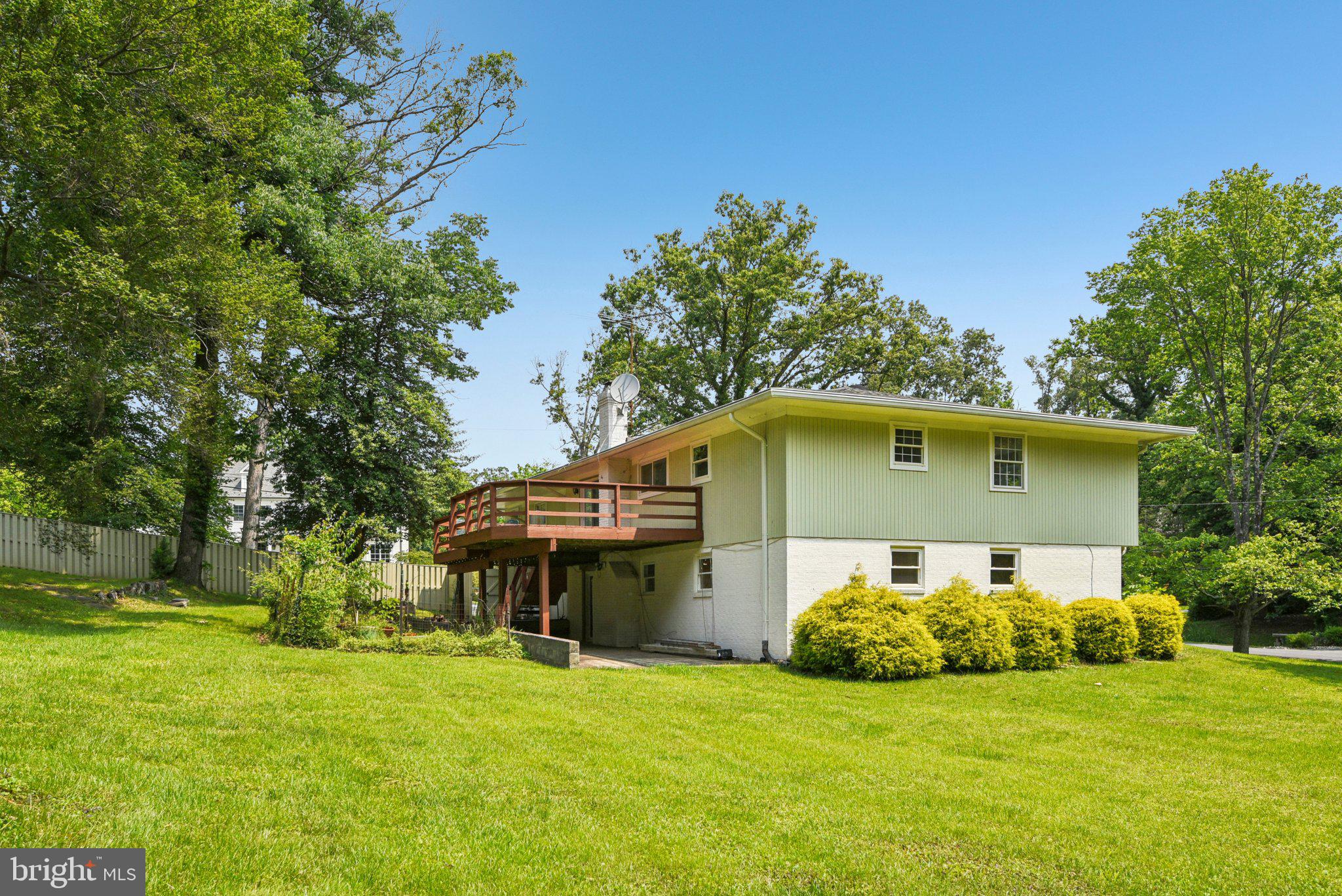 POTOMAC OUTSIDE - Residential