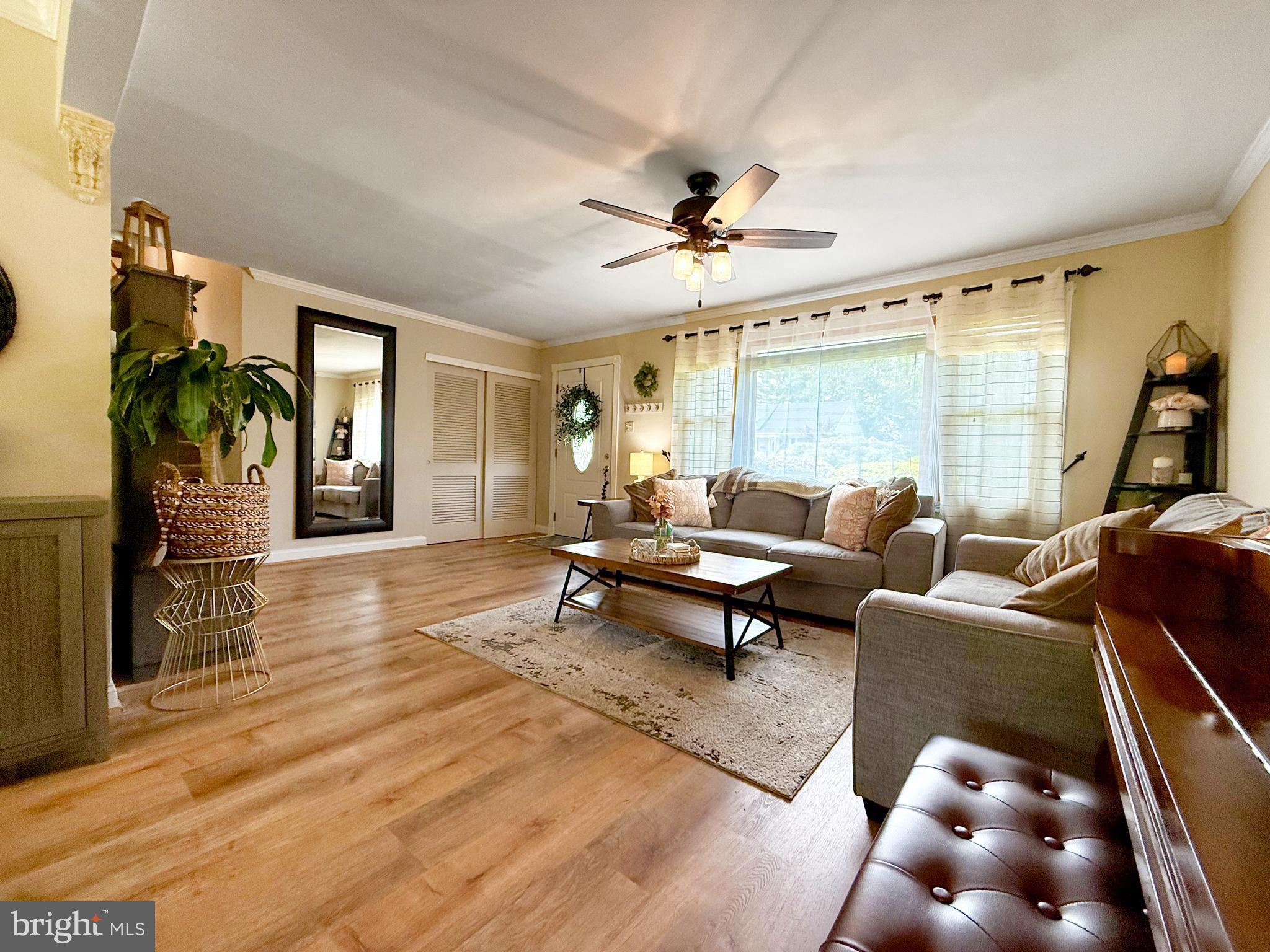 228 WOODLAWN DRIVE