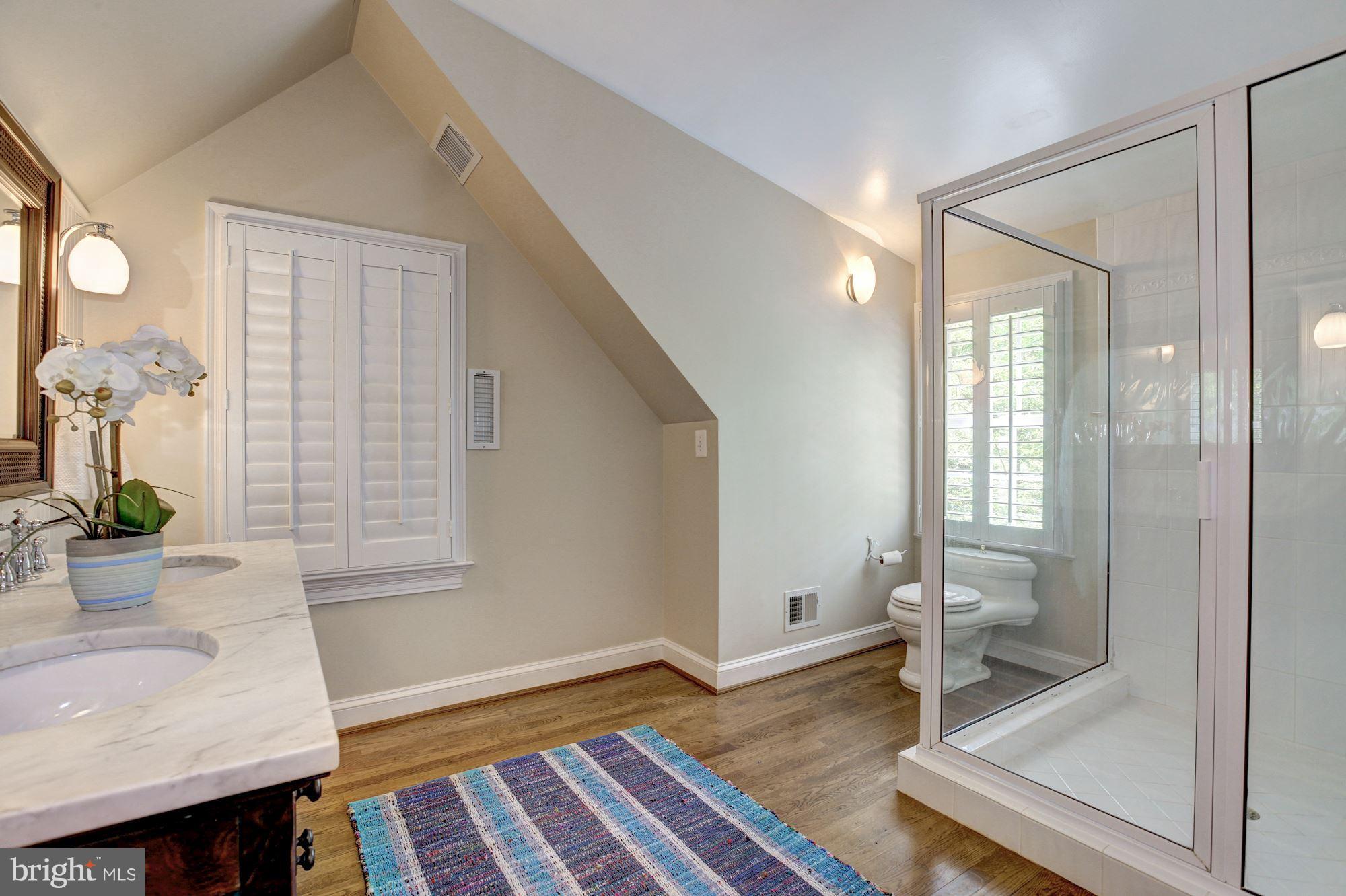 POTOMAC OUTSIDE - Residential