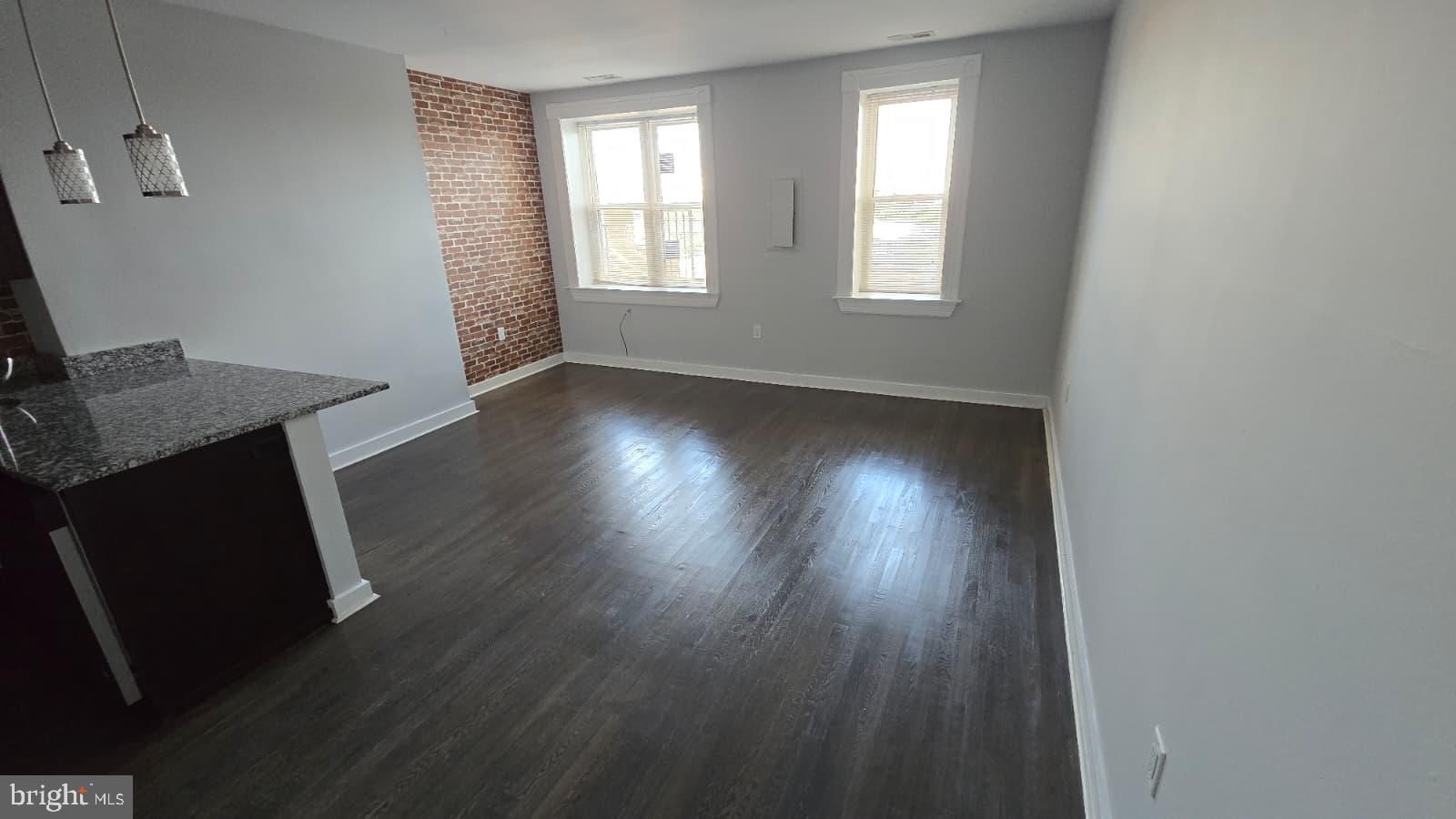 MOUNT VERNON PLACE HISTORIC DISTRICT - Residential Lease