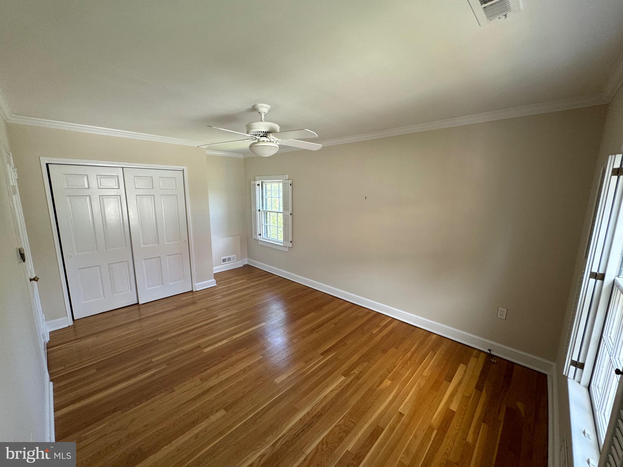 YATES GARDENS - Residential Lease