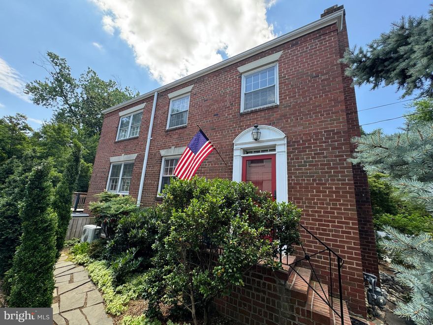 This sought after end unit brick townhome is situated in the desirable neighborhood of Yates Gardens in the southeast quadrant of Old Town Alexandria.  With three bedrooms and two full bathrooms, the residence features a rear deck off the kitchen,  providing a spacious, fully fenced in yard and a deep lot  that has been meticulously landscaped. Enter from the side gate into your backyard oasis.  The lower level features a walk out as well as a full size washer and dryer.   Inside the home is adorned with fresh paint and hardwood floors throughout.  The primary bathroom has recently undergone a stunning remodel.   This won't last long!