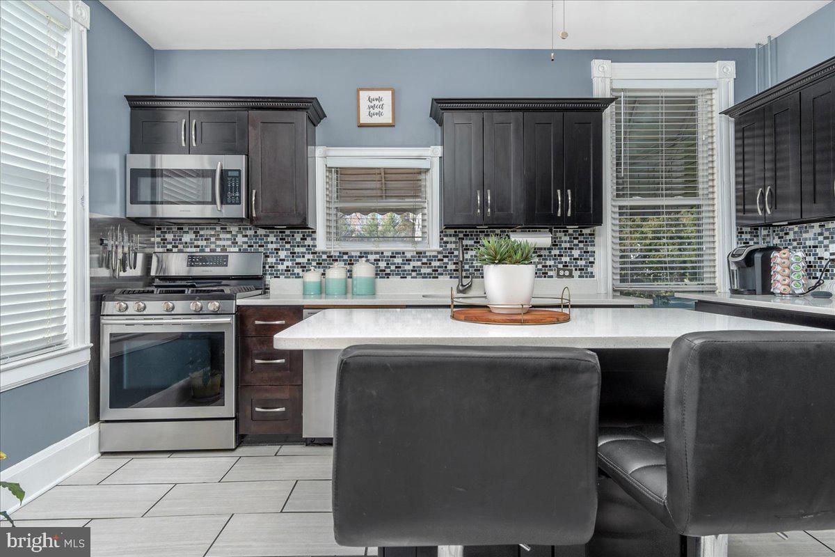 LANDSDOWNE - Residential