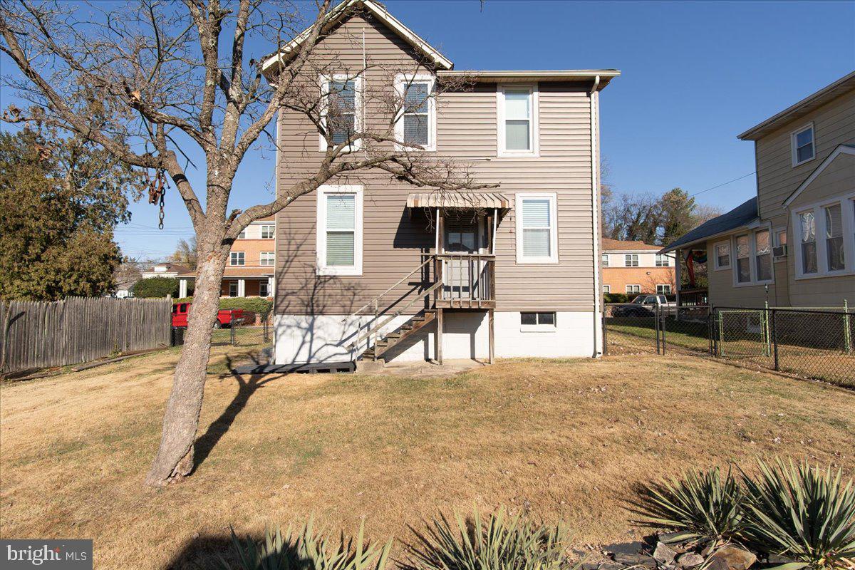 LANDSDOWNE - Residential