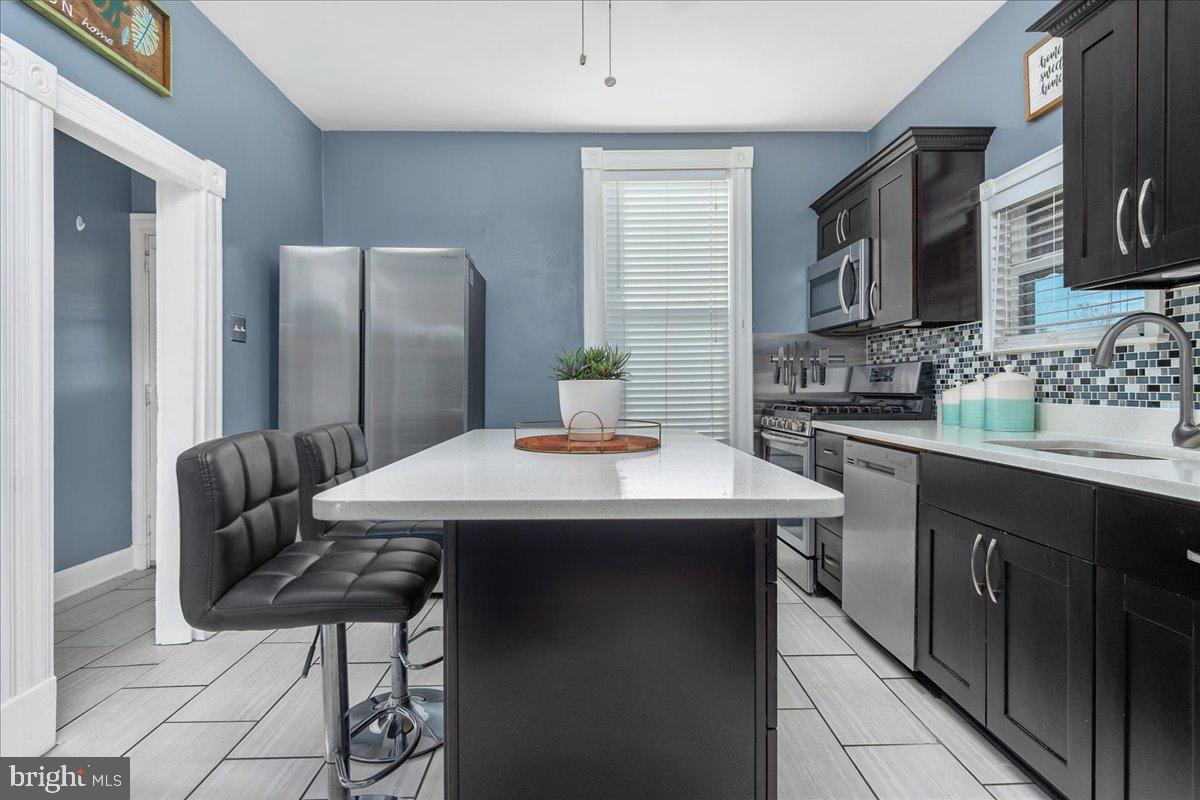 LANDSDOWNE - Residential