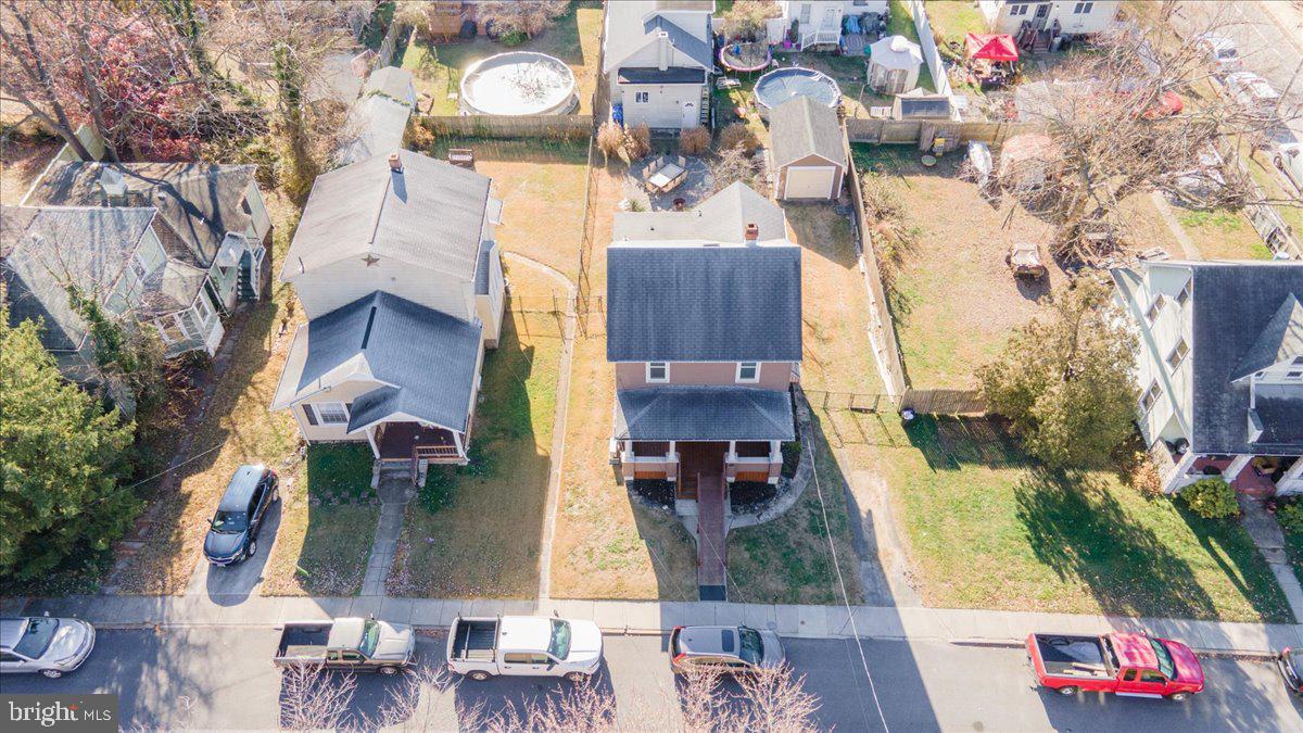 LANDSDOWNE - Residential