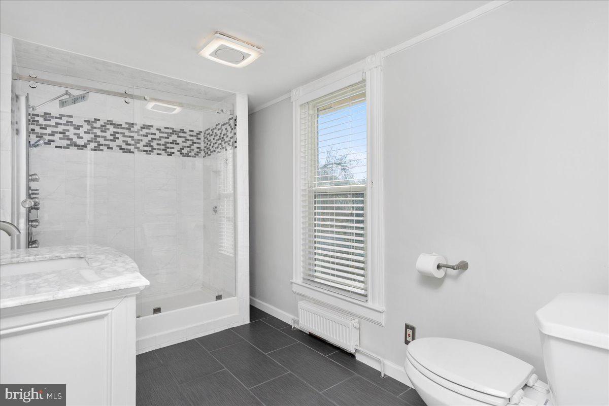 LANDSDOWNE - Residential