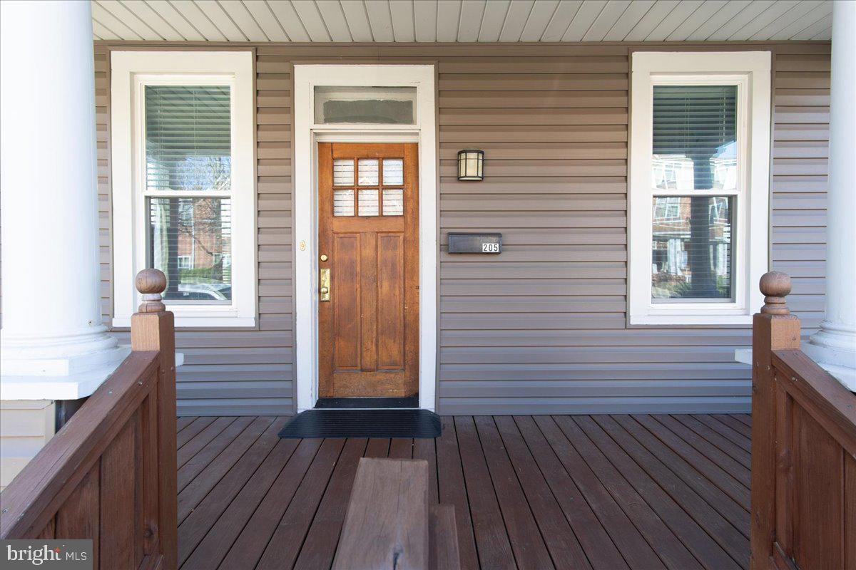 LANDSDOWNE - Residential