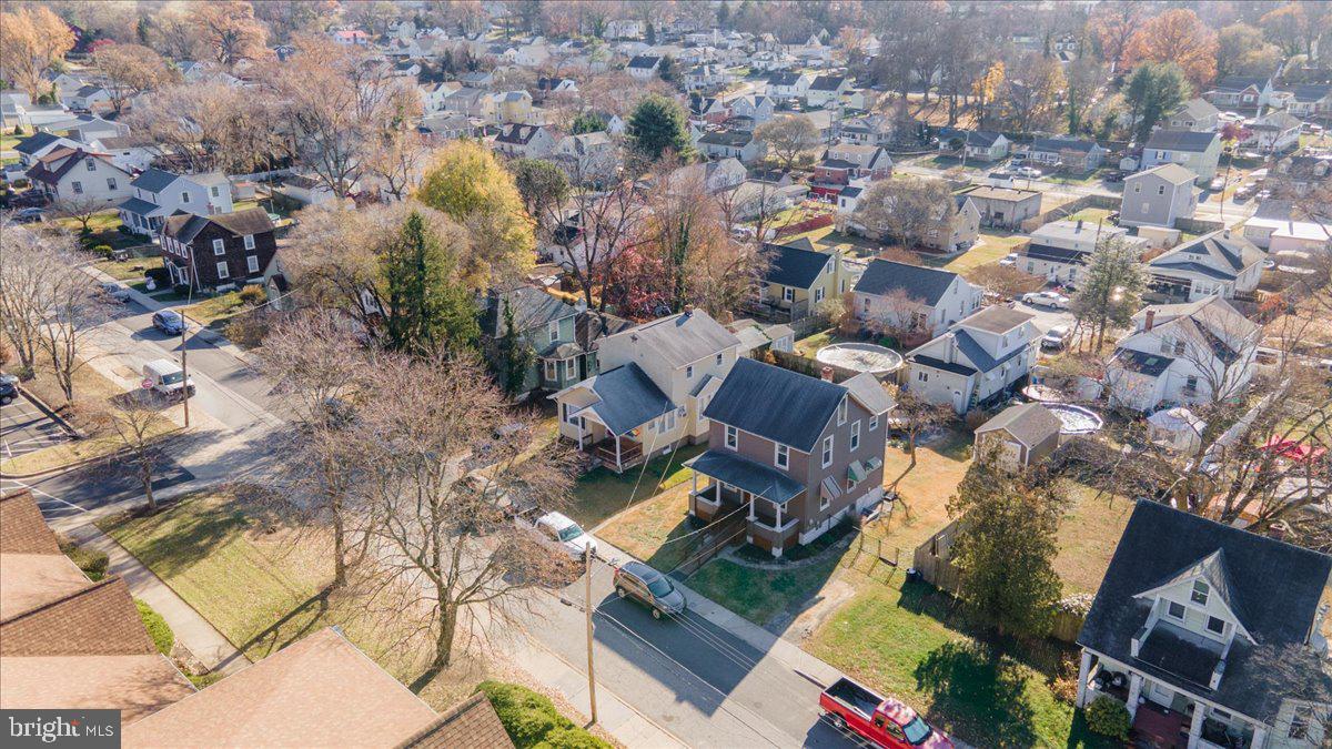 LANDSDOWNE - Residential