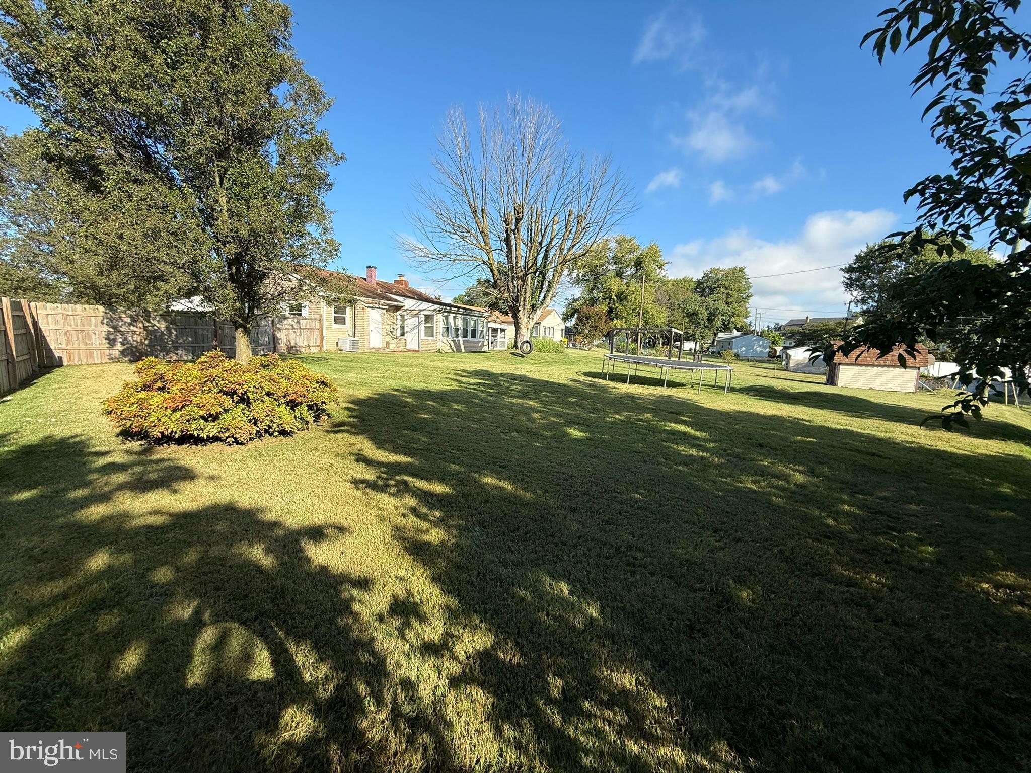 ARUNDEL HILLS - Residential Lease