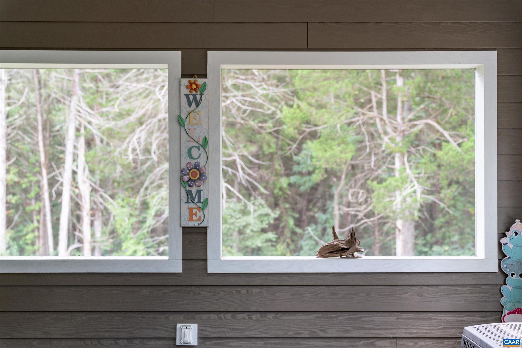 CEDAR LAKE - Residential