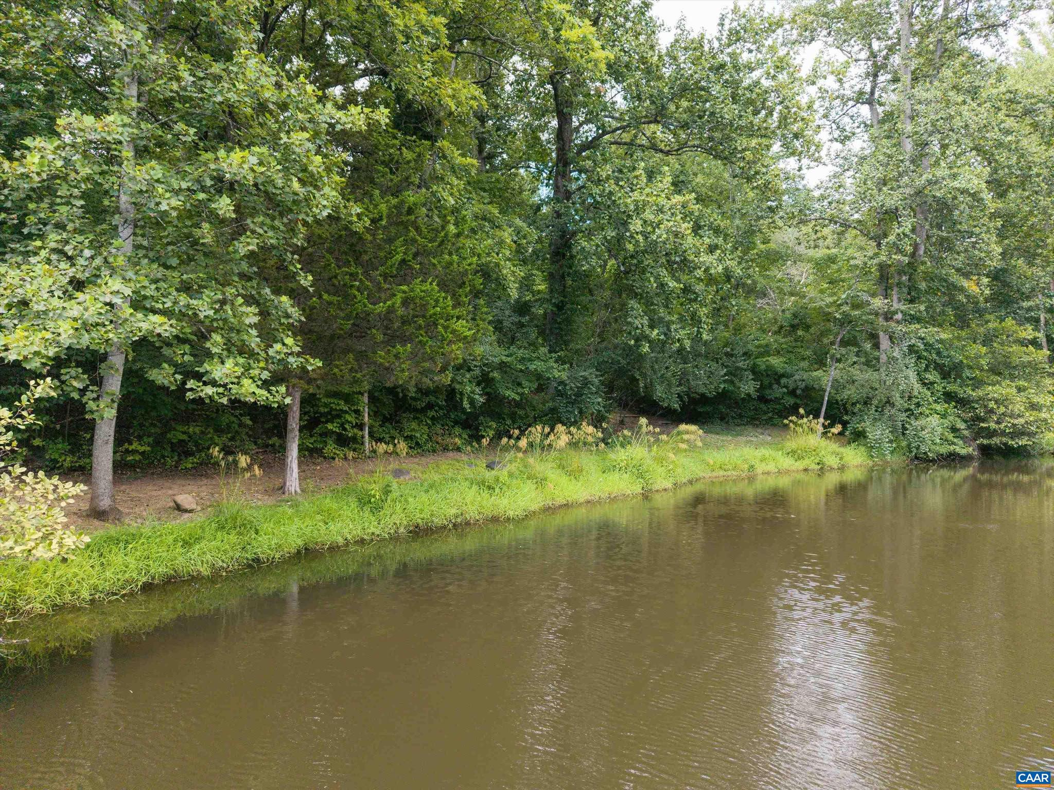 CEDAR LAKE - Residential