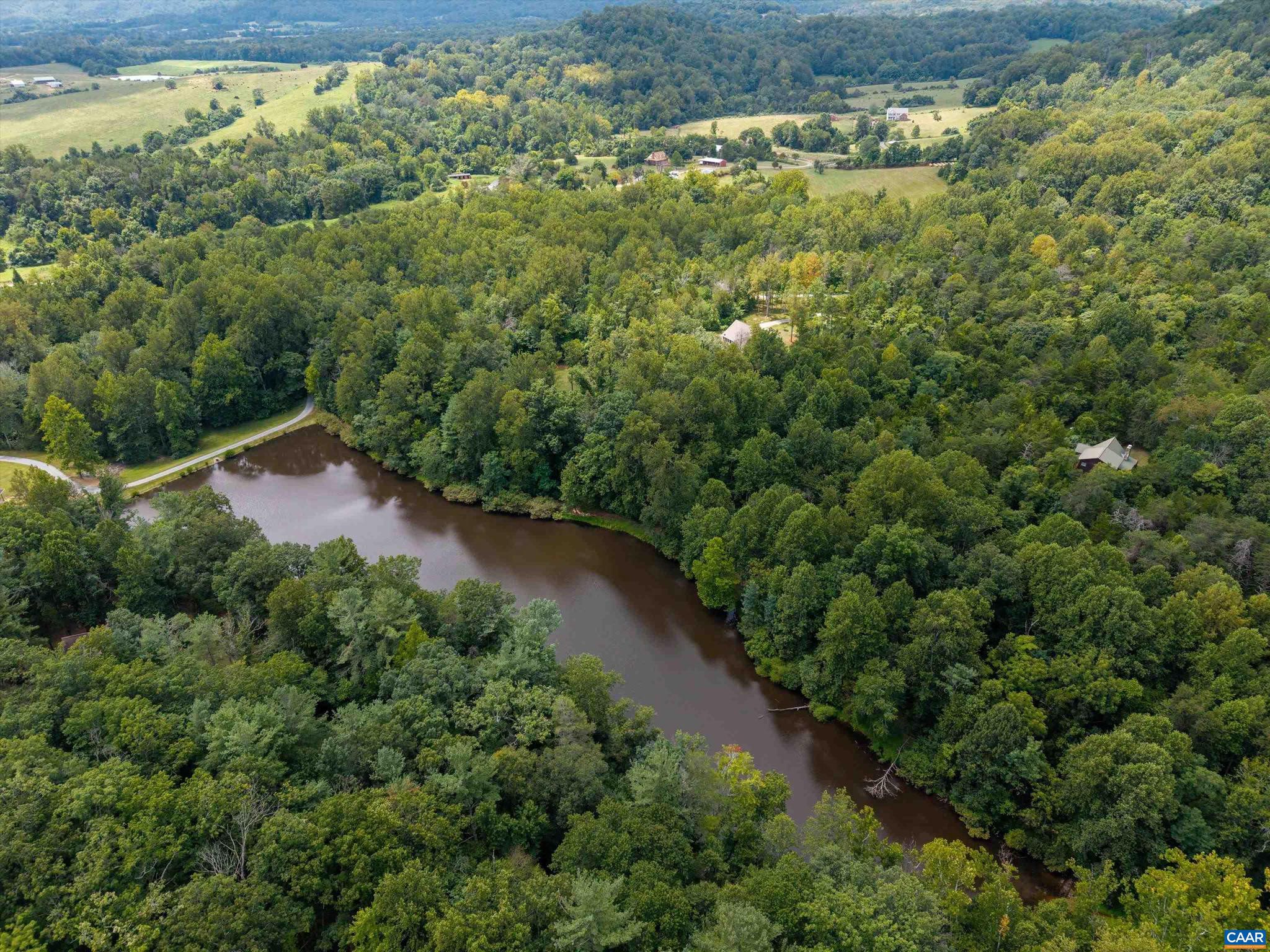 CEDAR LAKE - Residential