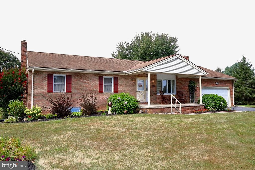 Photo of 893 FRUITVILLE PIKE, LITITZ, PA 17543 (MLS # PALA2039740)