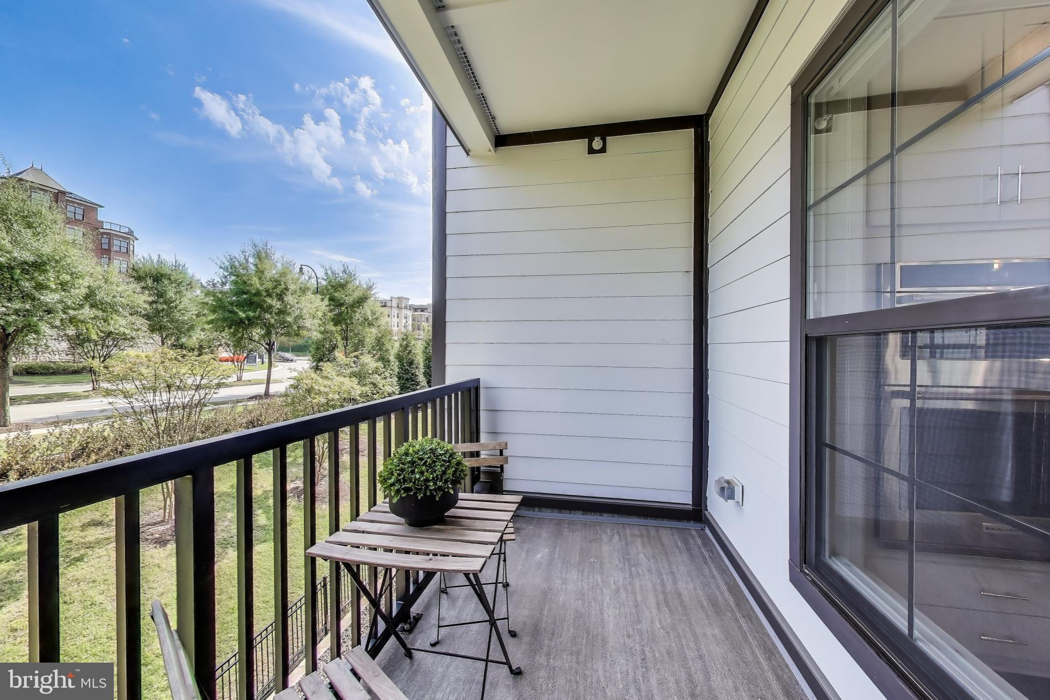 THE FLATS AT NATIONAL HARBOR - Residential