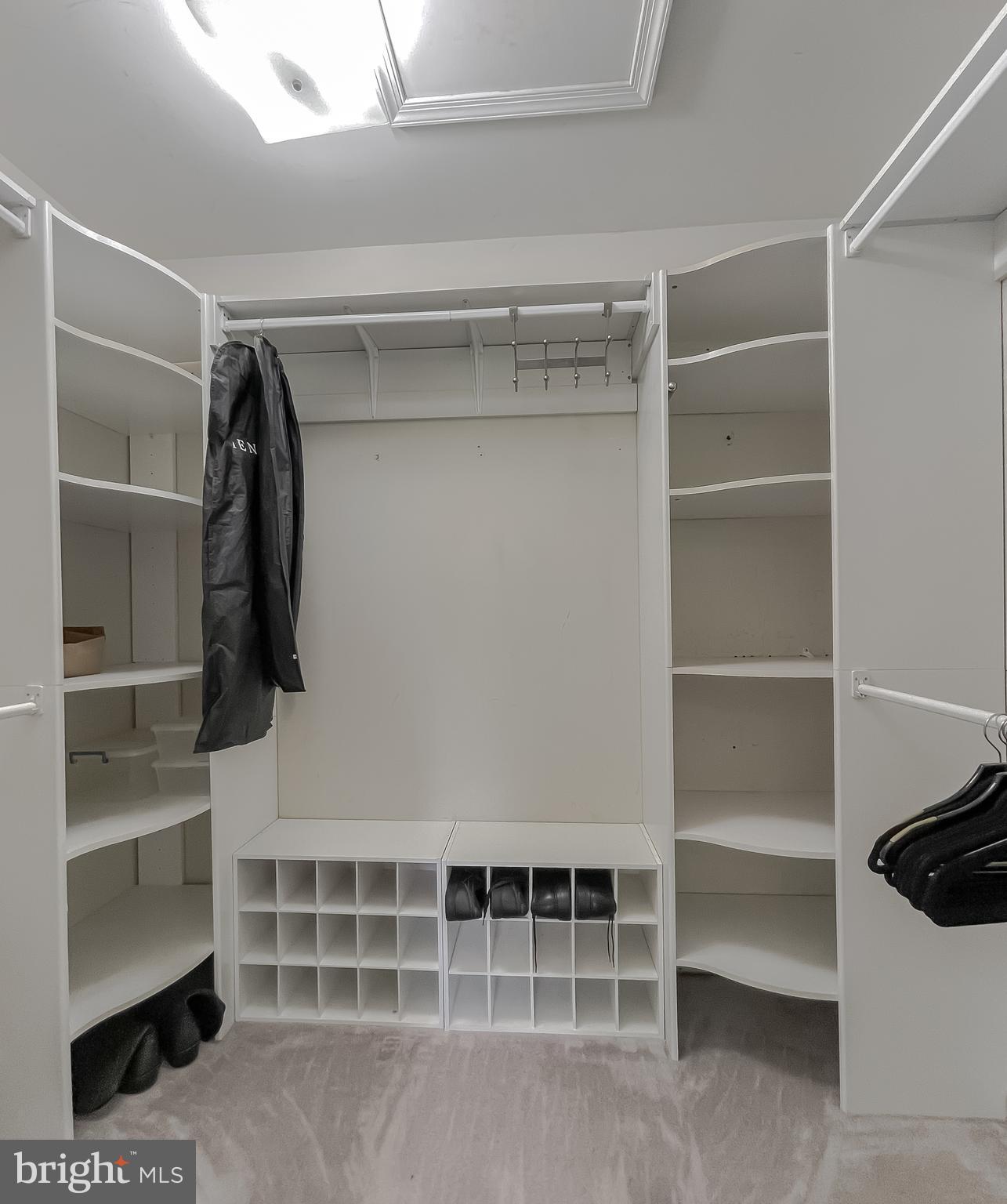 QUEENSBERRY - Residential