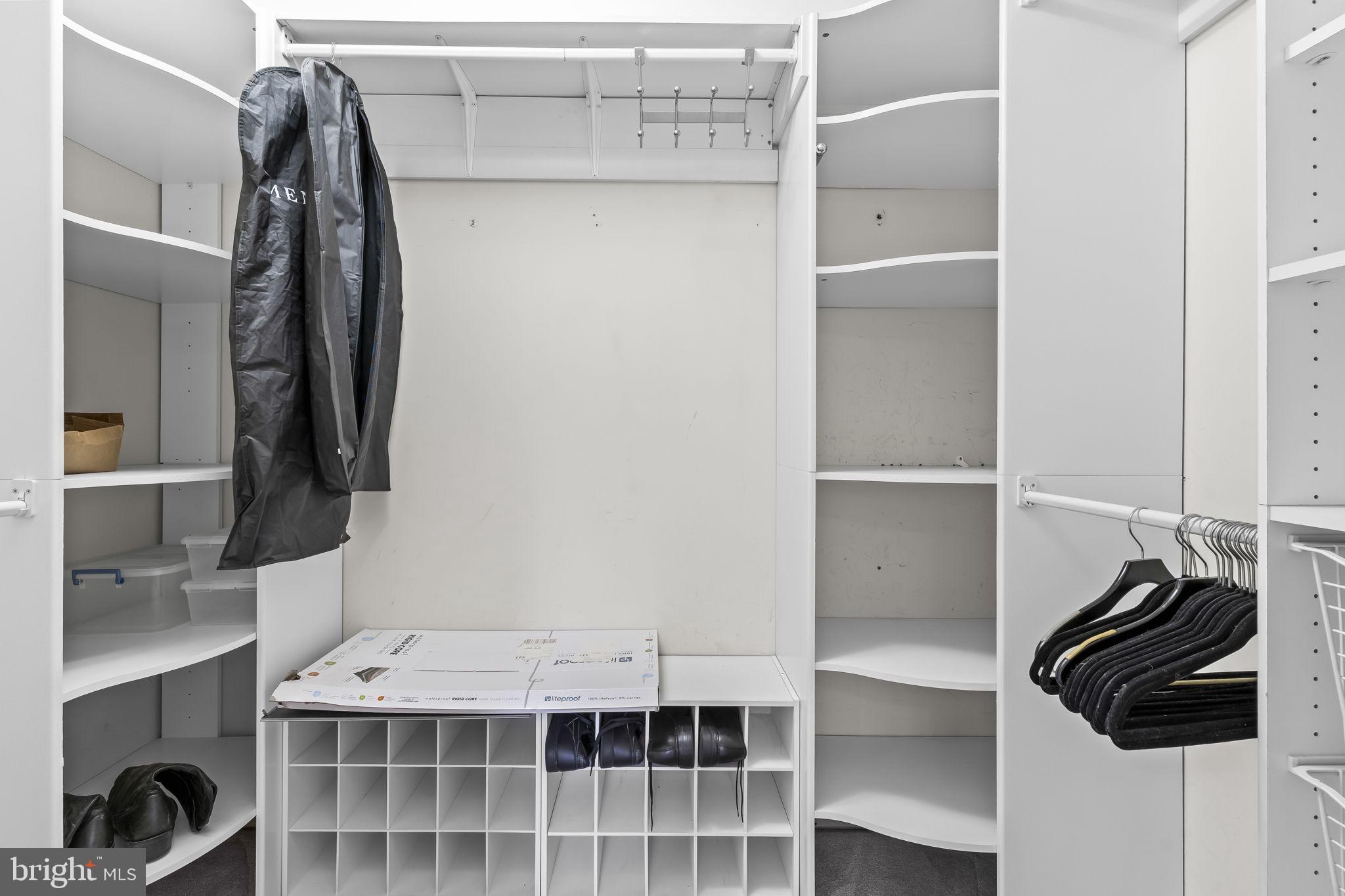 QUEENSBERRY - Residential