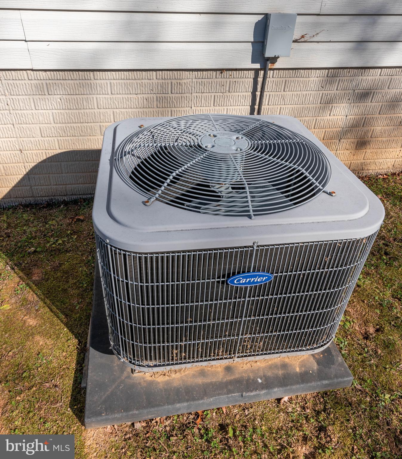 SUNSET RIDGE - Residential