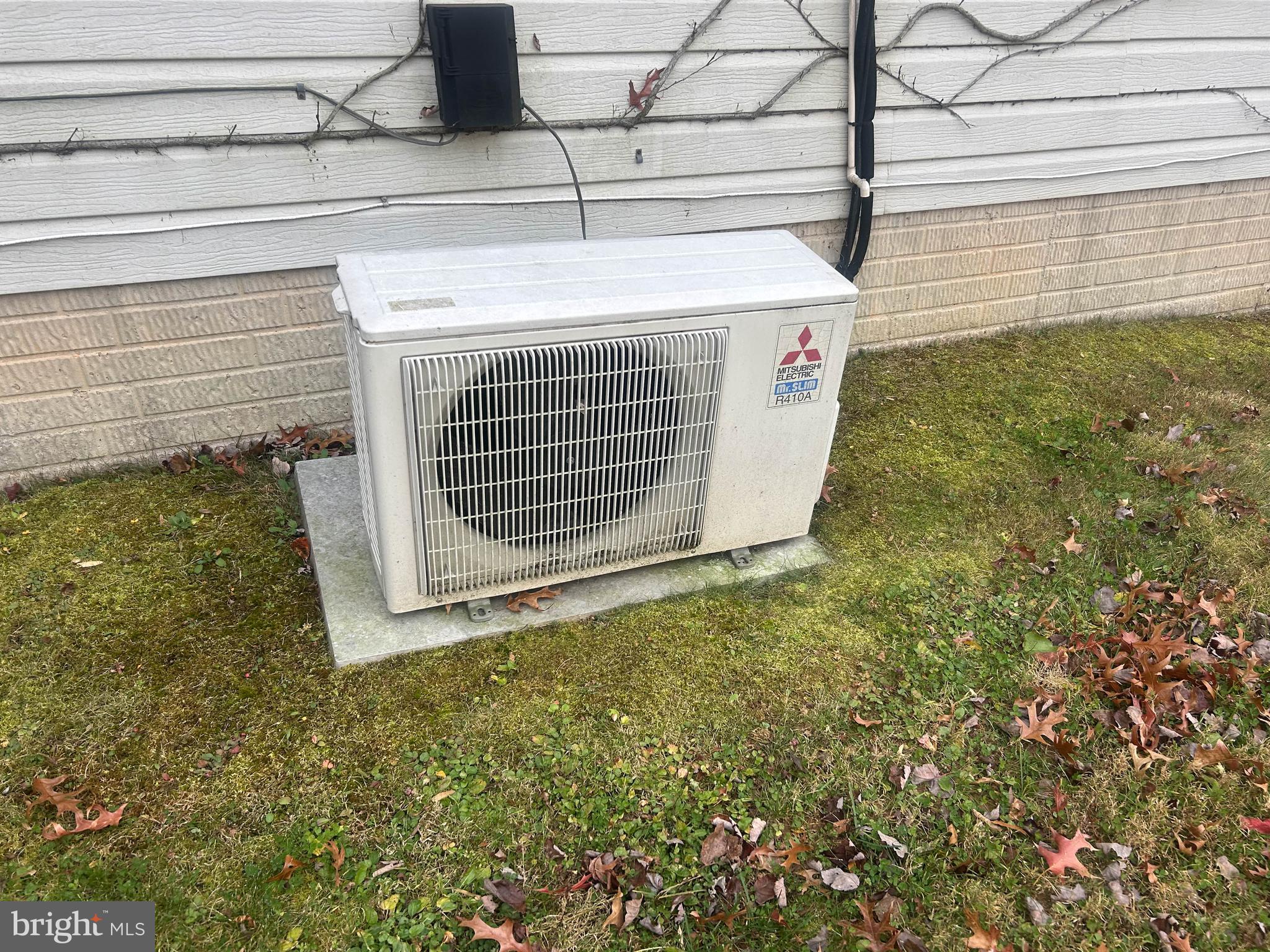 SUNSET RIDGE - Residential