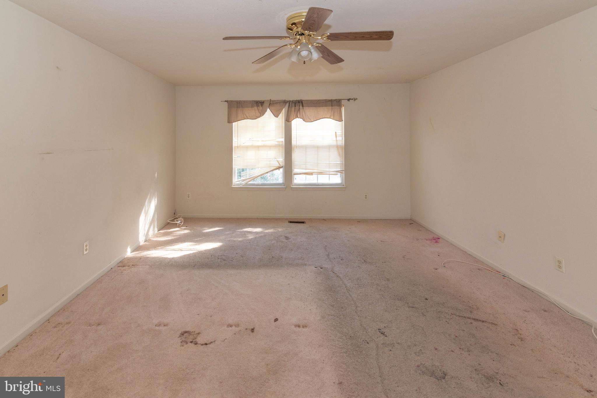 SUNSET RIDGE - Residential