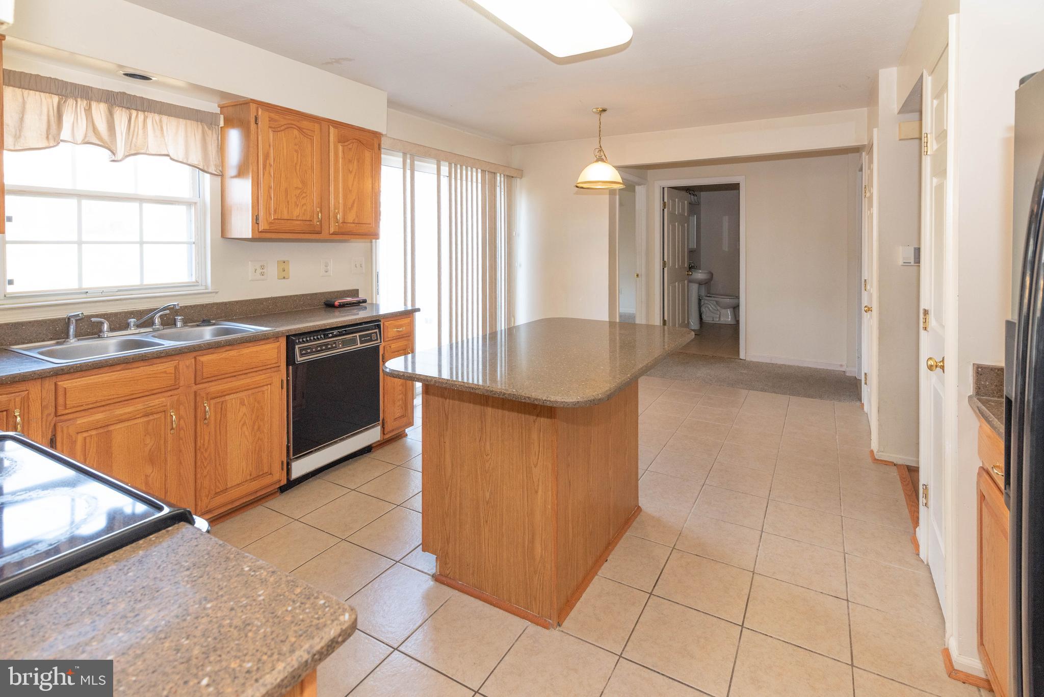 SUNSET RIDGE - Residential