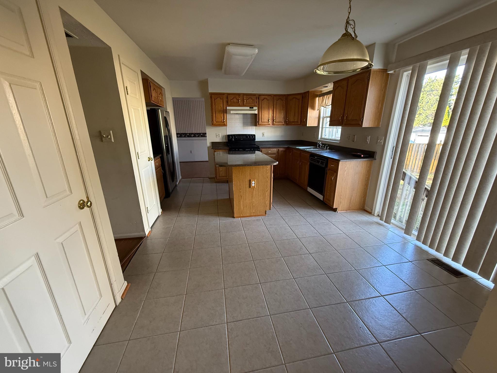 SUNSET RIDGE - Residential