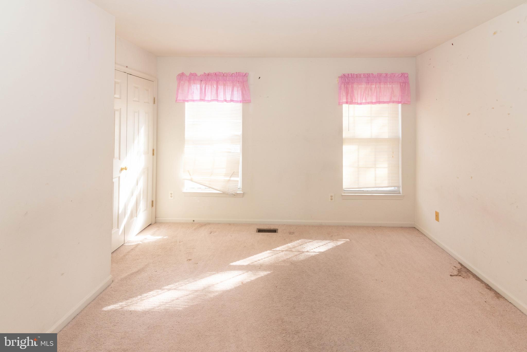 SUNSET RIDGE - Residential