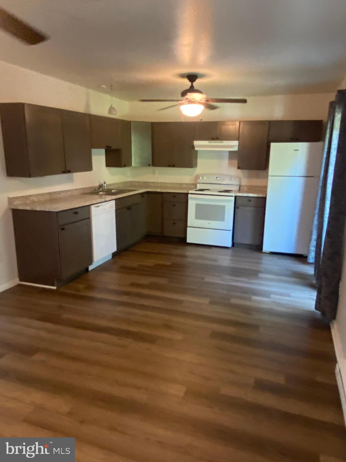 MARVIN GARDENS - Residential Lease