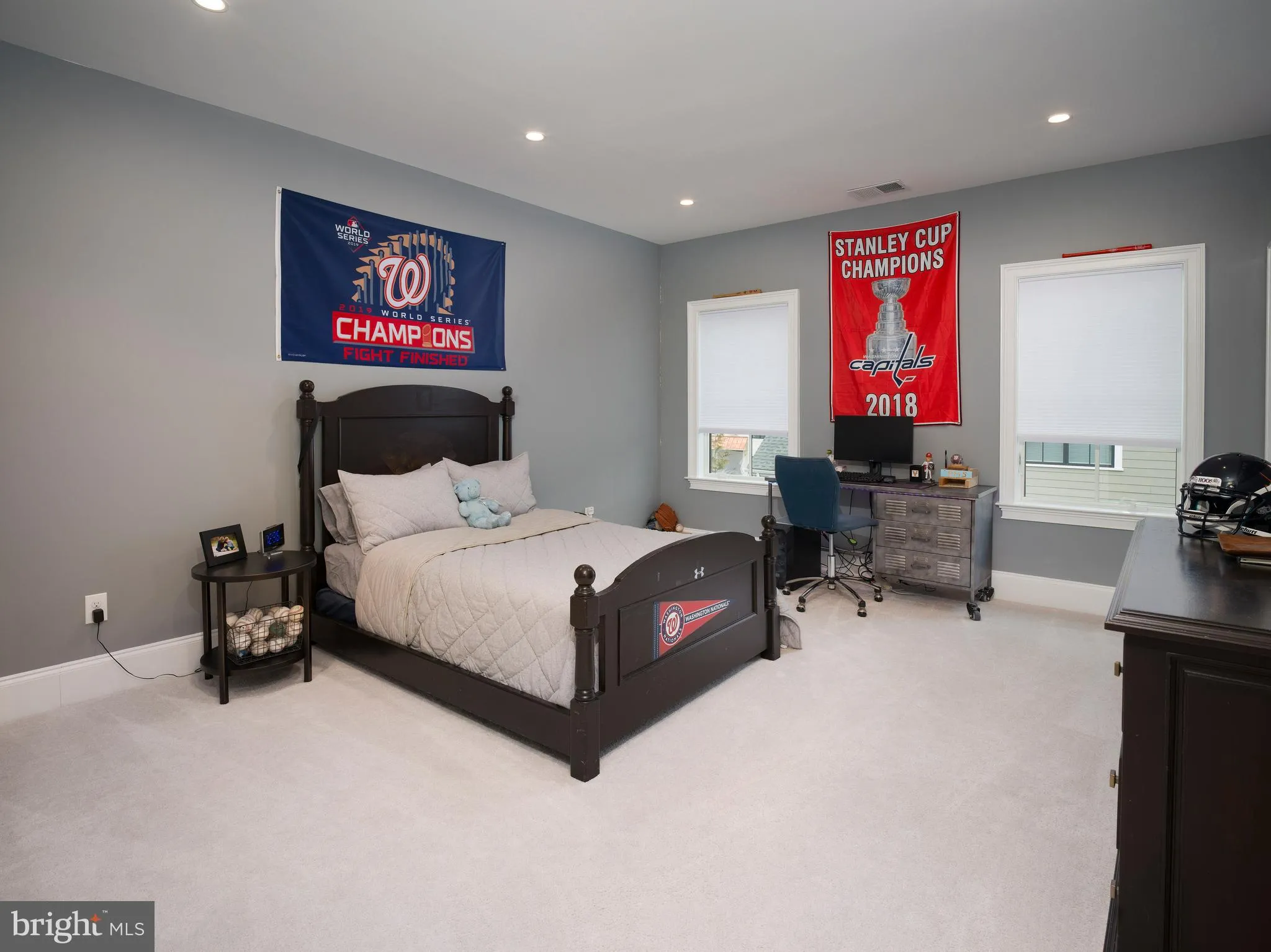 Wayne, Pennsylvania 19087, United States, 3 Bedrooms Bedrooms, ,4 BathroomsBathrooms,Residential,Pending,16183