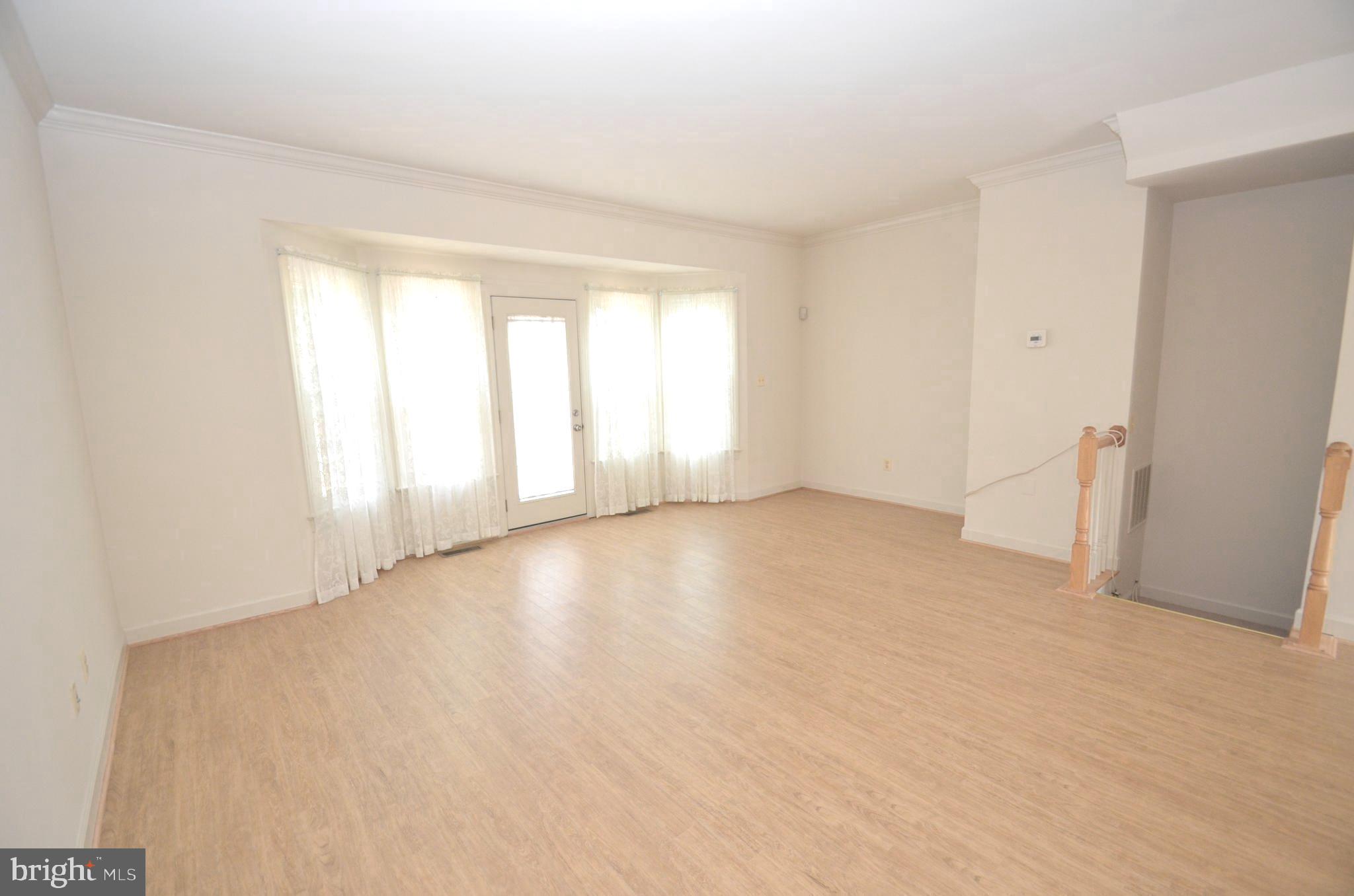 HUNTLEY MEADOWS - Residential Lease