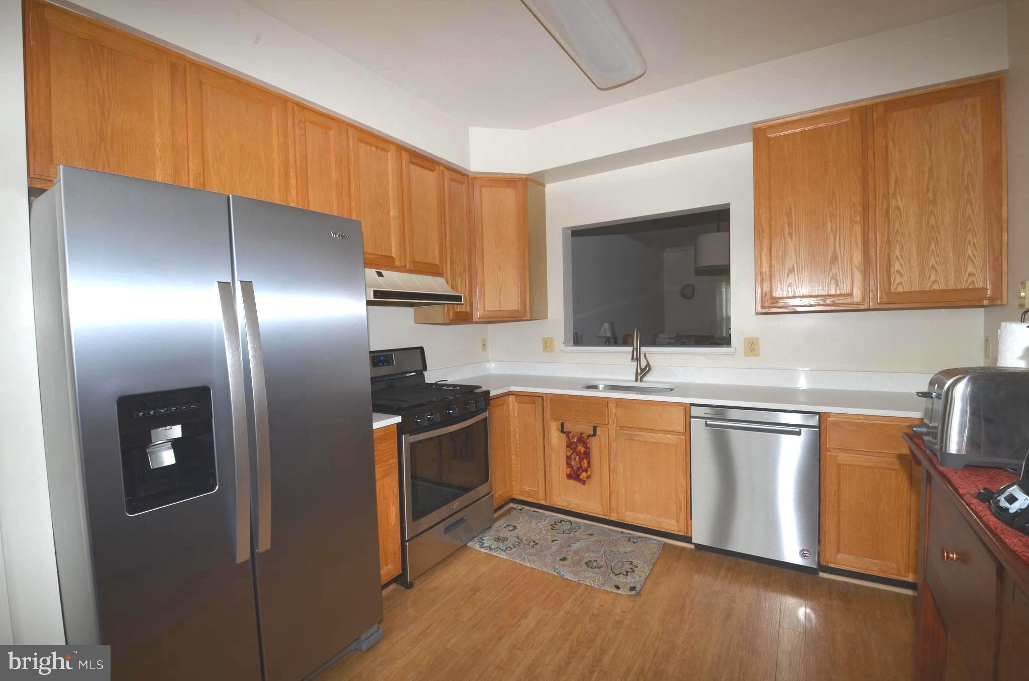 HUNTLEY MEADOWS - Residential Lease