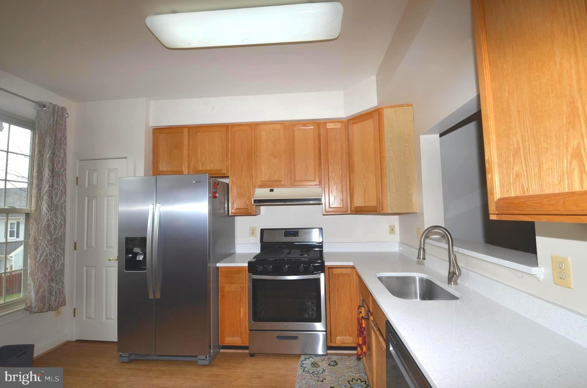 HUNTLEY MEADOWS - Residential Lease