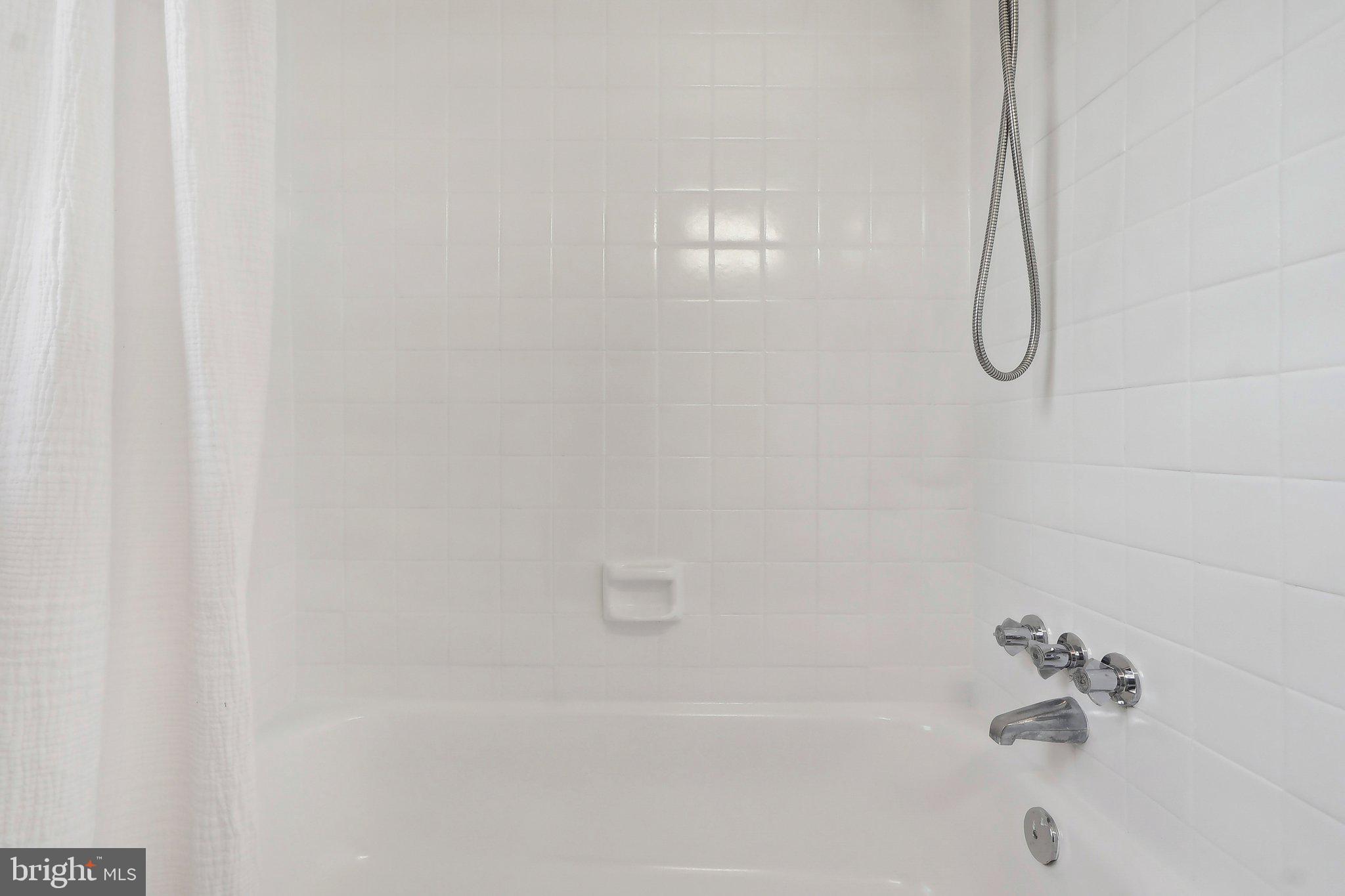 ARLINGTON VILLAGE - Residential