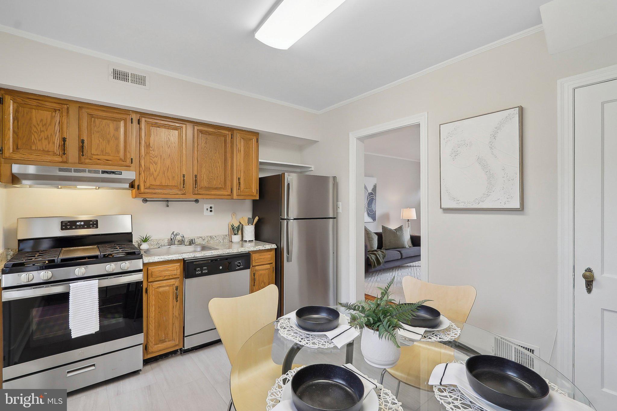 ARLINGTON VILLAGE - Residential