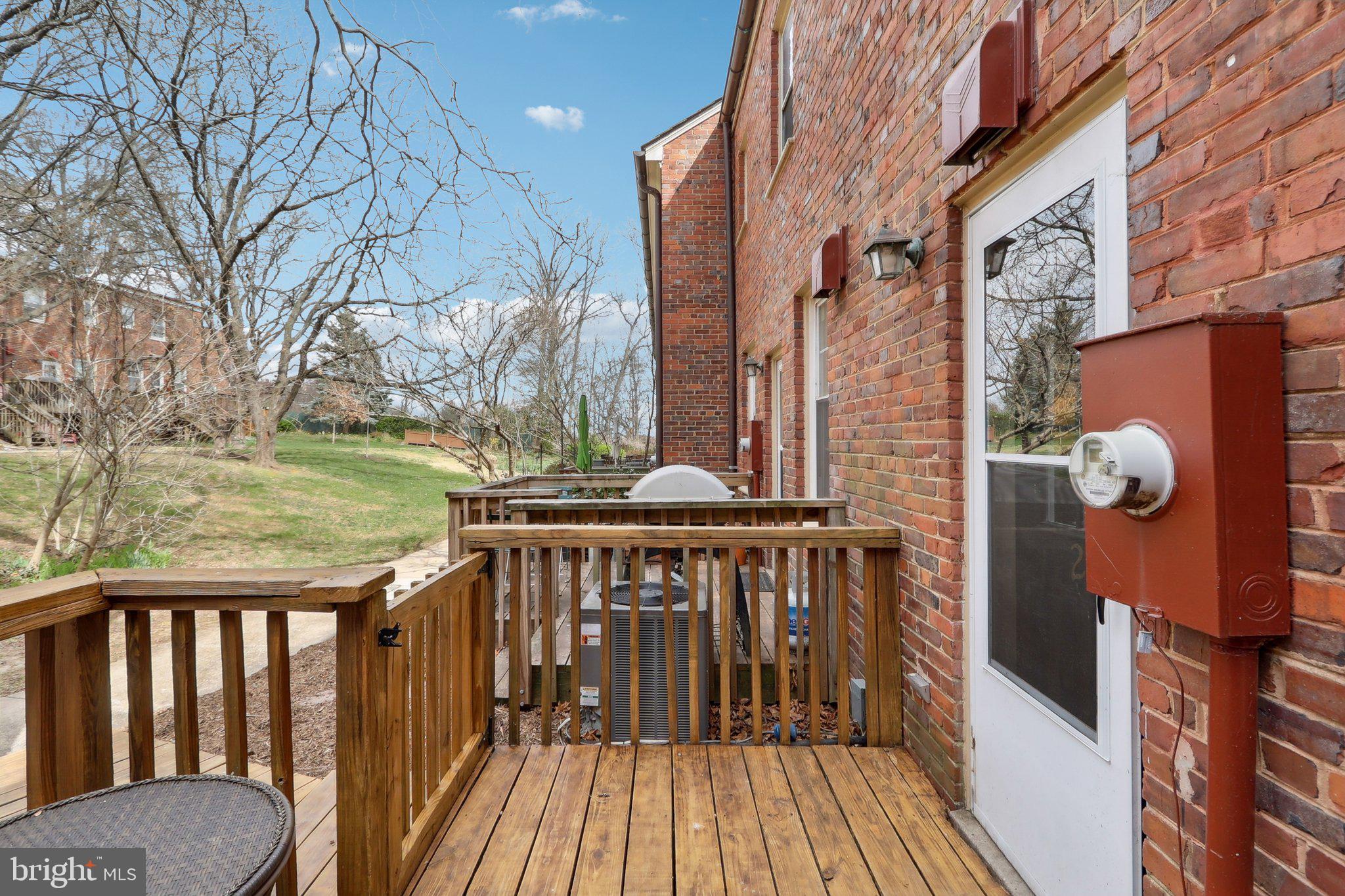 ARLINGTON VILLAGE - Residential