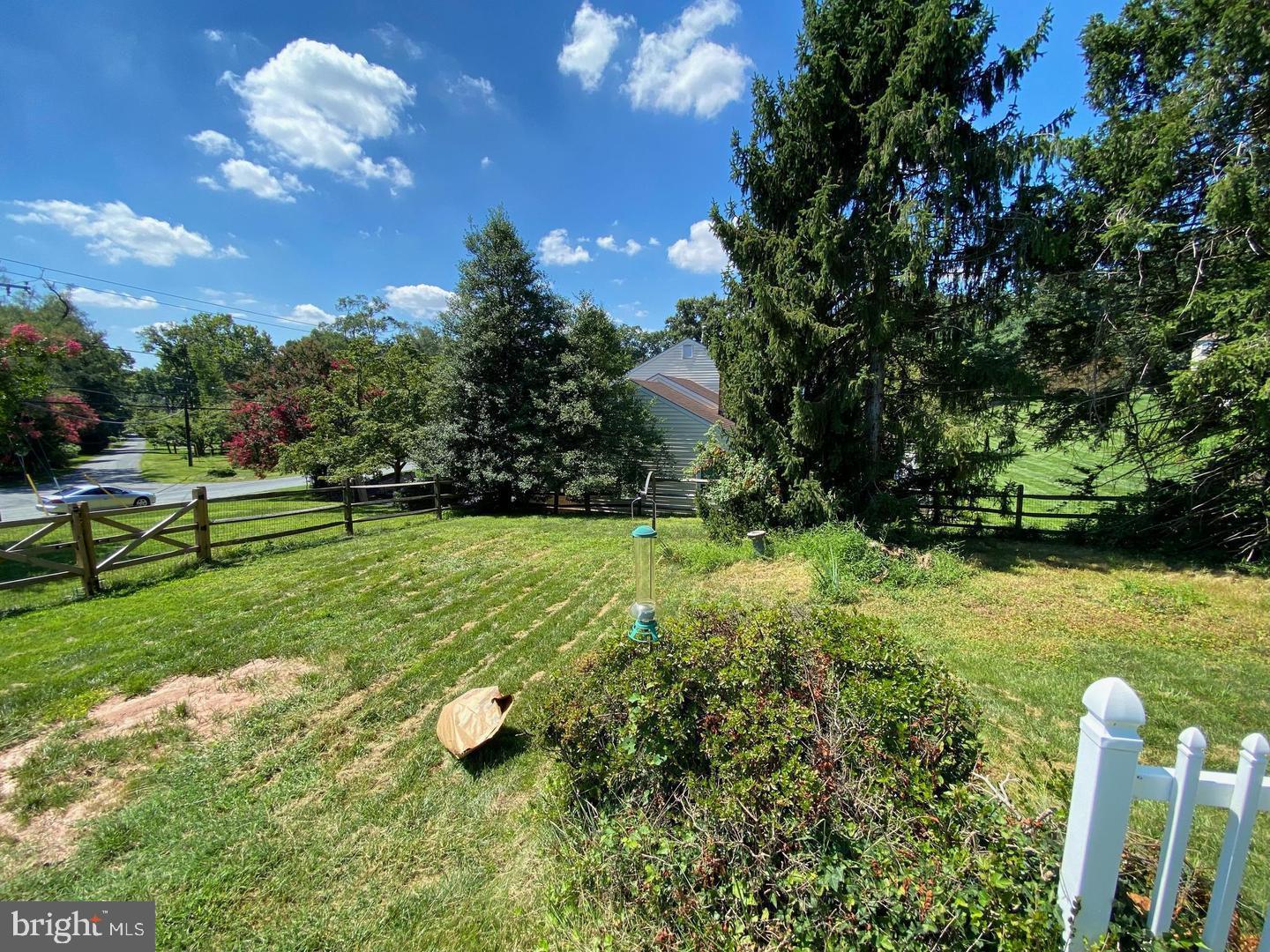 MEADOWOOD - Residential