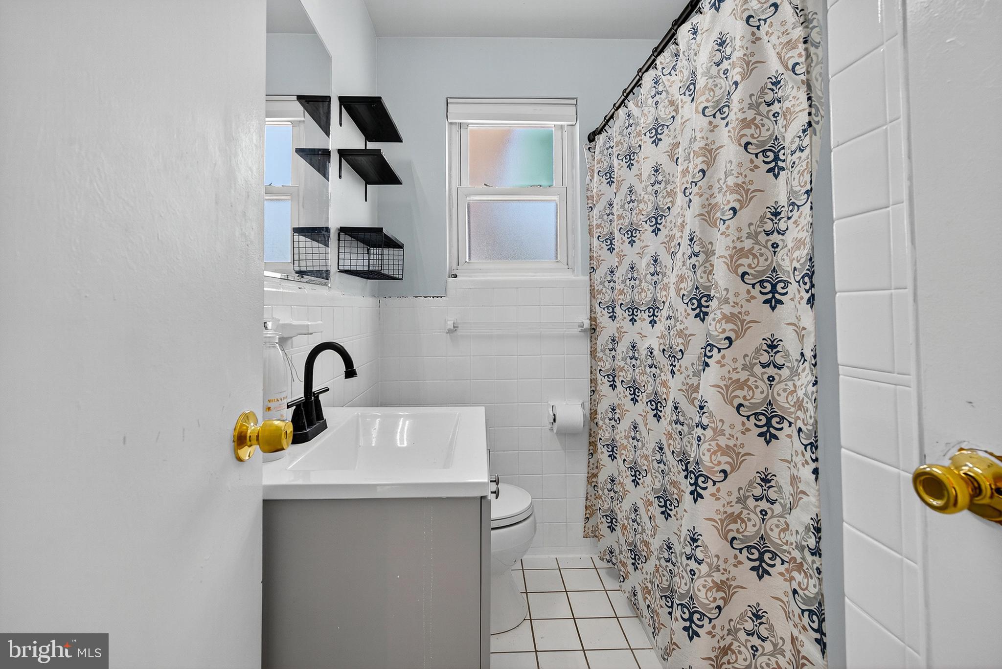 MEADOWOOD - Residential