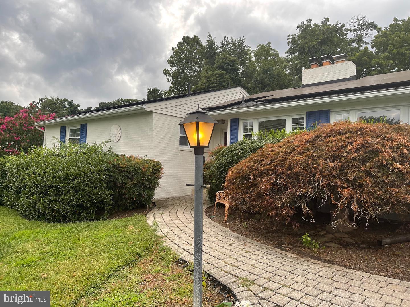 MEADOWOOD - Residential