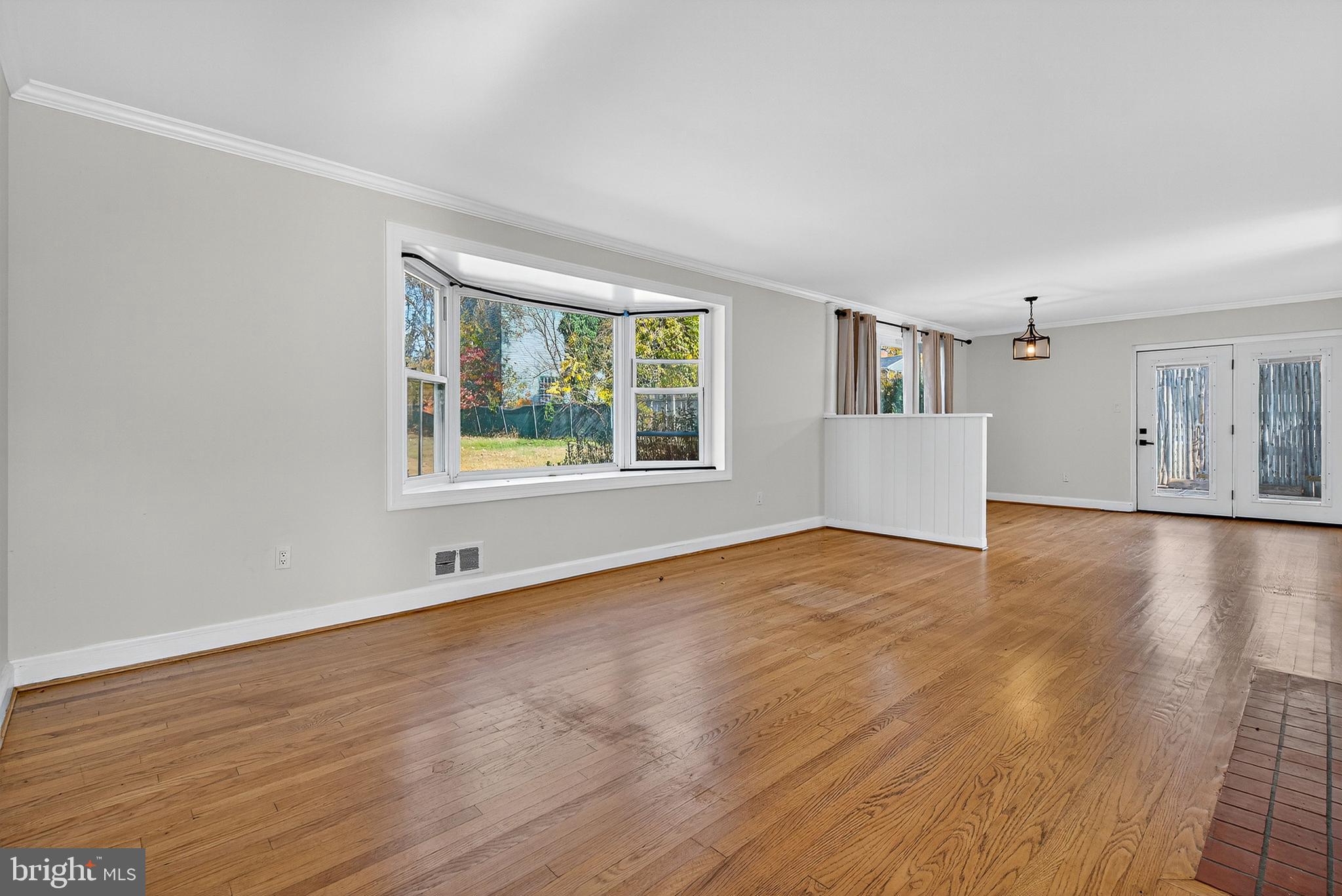 MEADOWOOD - Residential