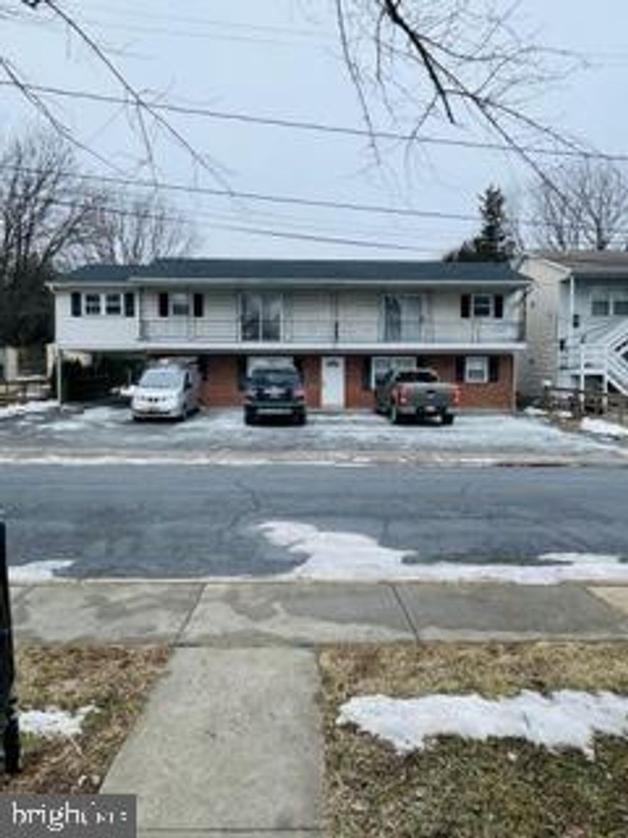 Welcome Home to this fabulous one level living in Downtown Frederick! Completely remodeled. 2 bed 1 bath unit with  850 square ft.  Laundry room on site.  Off street  parking .  Short walk to Market St for shopping and  dining.  Good credit a must 620 or higher!!  Available NOW!